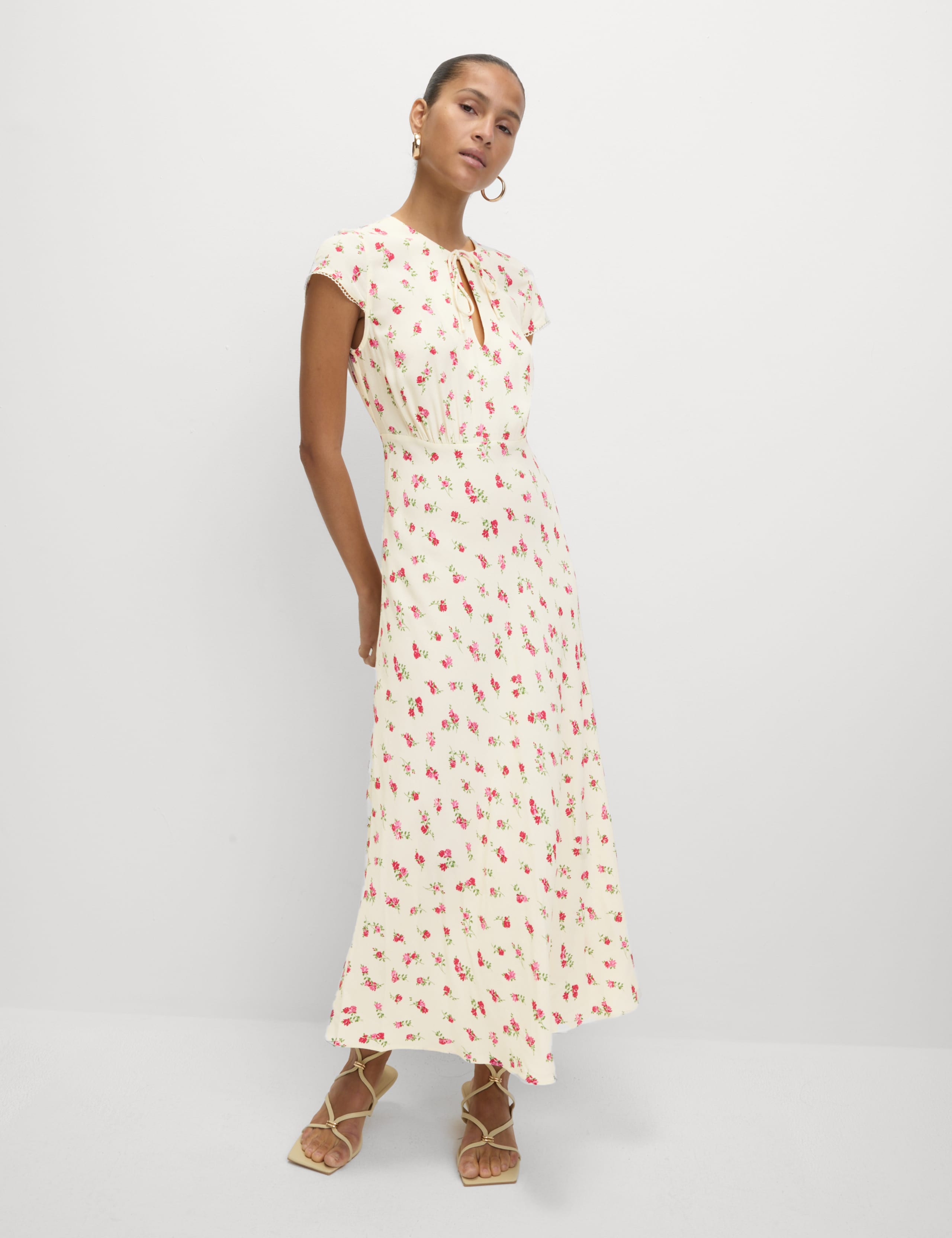 Floral Tie Neck Midaxi Tea Dress 6 of 6