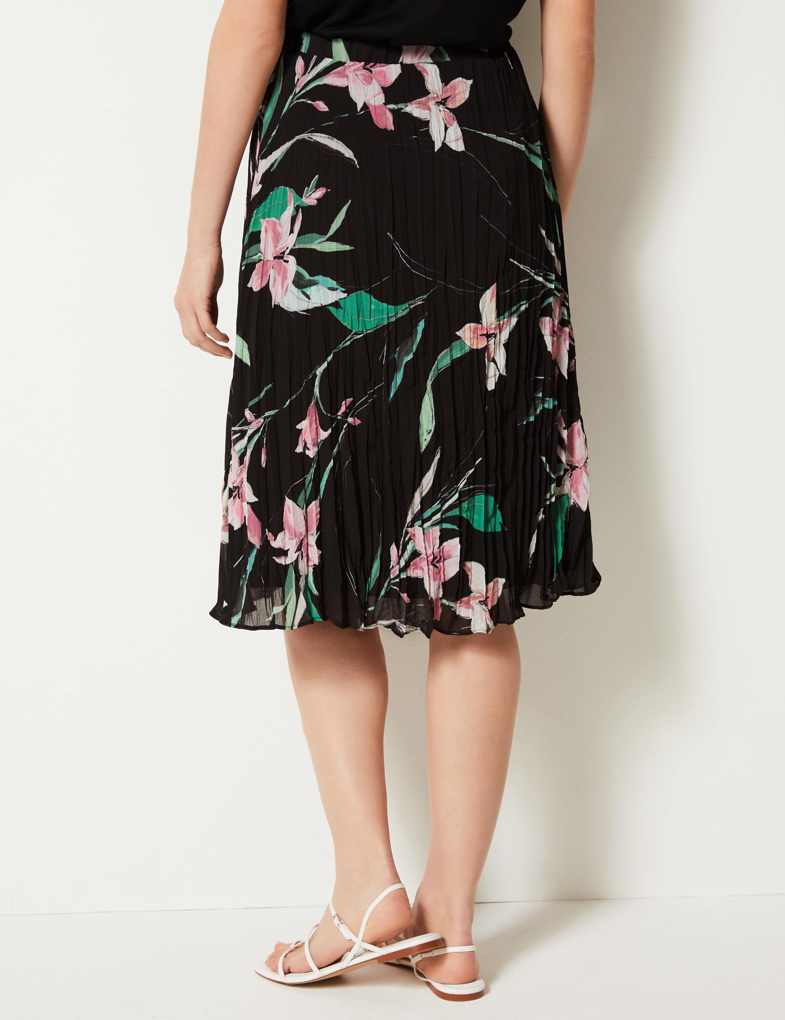 Floral Print Fit & Flare Skirt 3 of 4