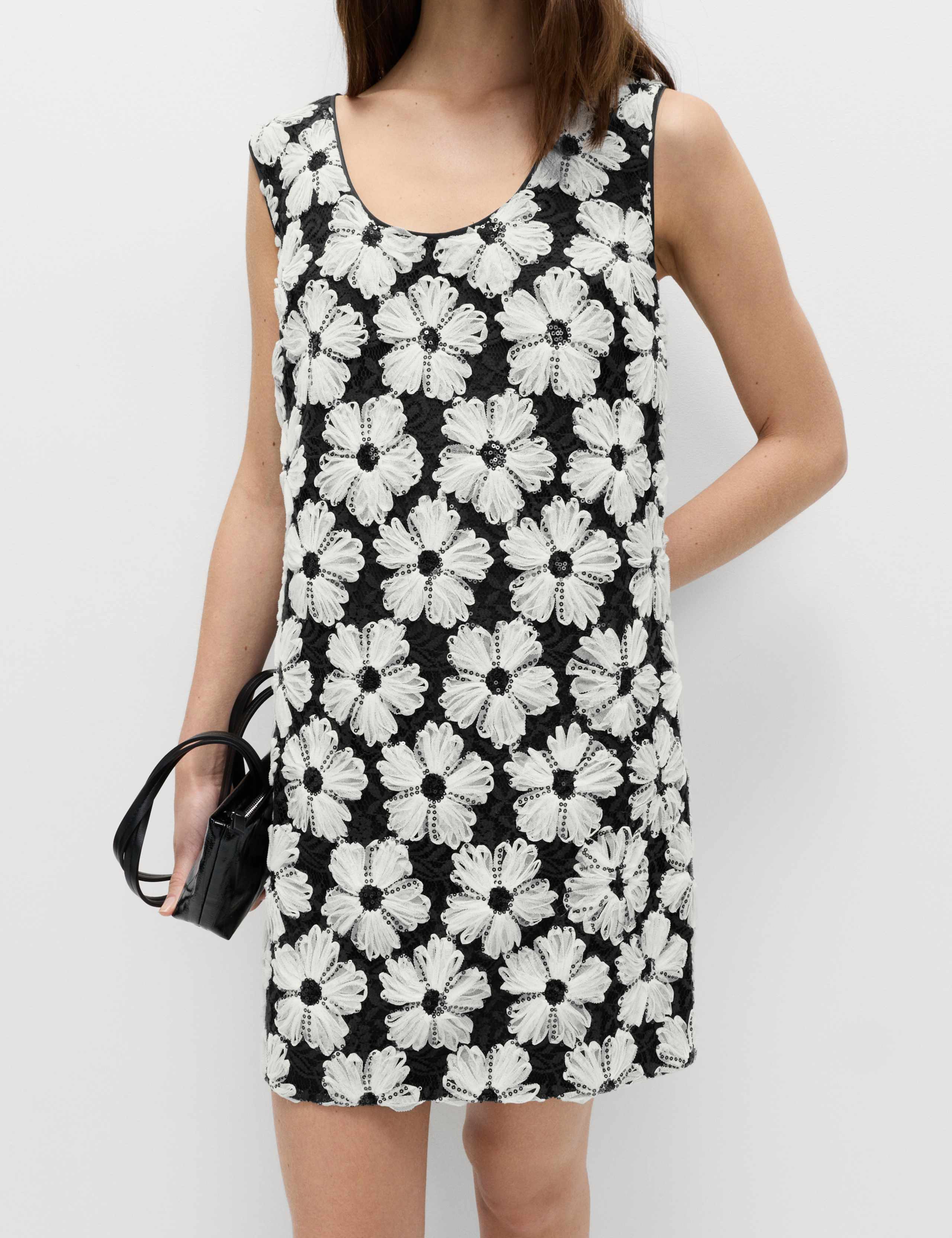 Cotton Blend Floral Scoop Neck Mini Shift Dress 3 of 6