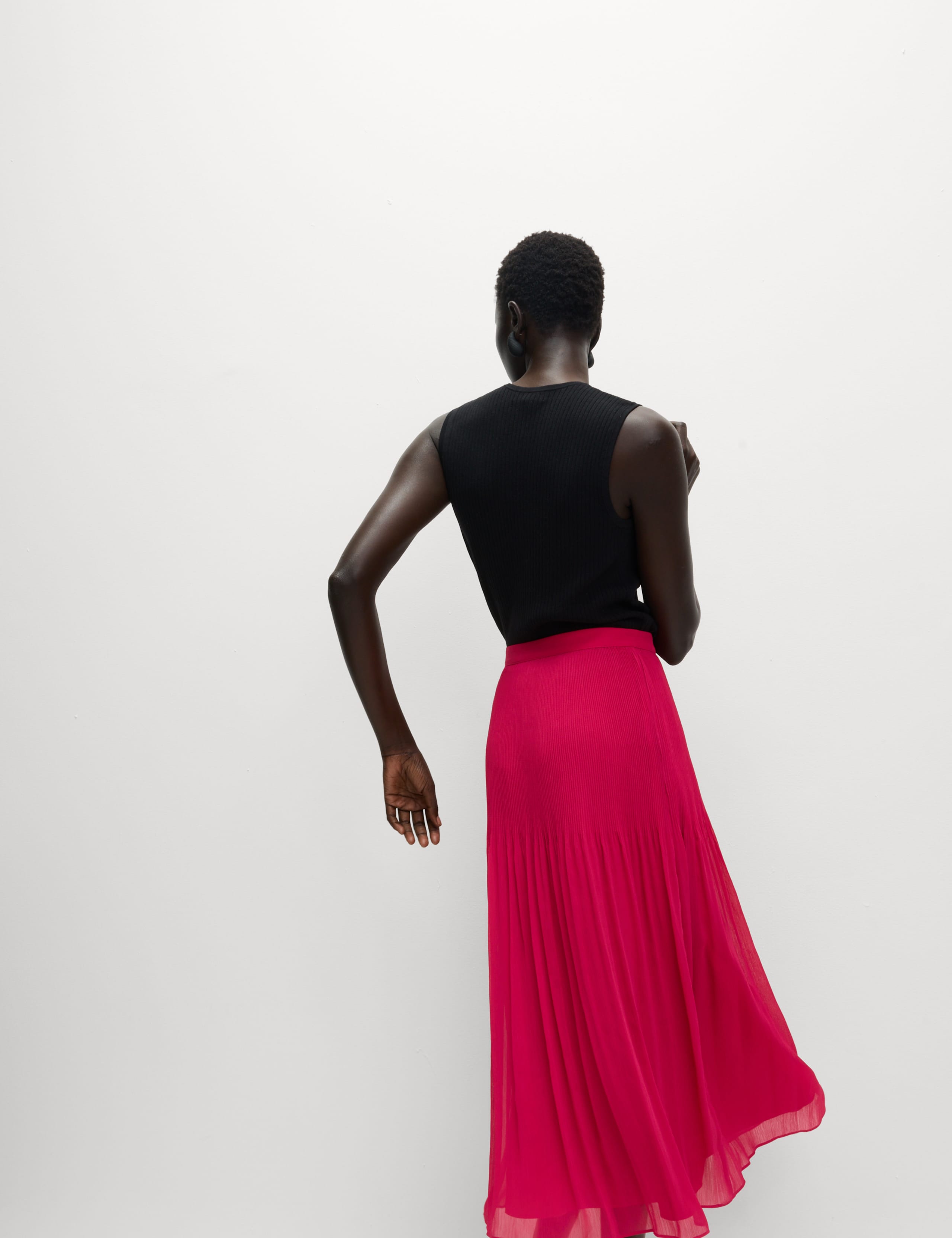 High Waisted Pleated Midaxi A-Line Skirt 3 of 5