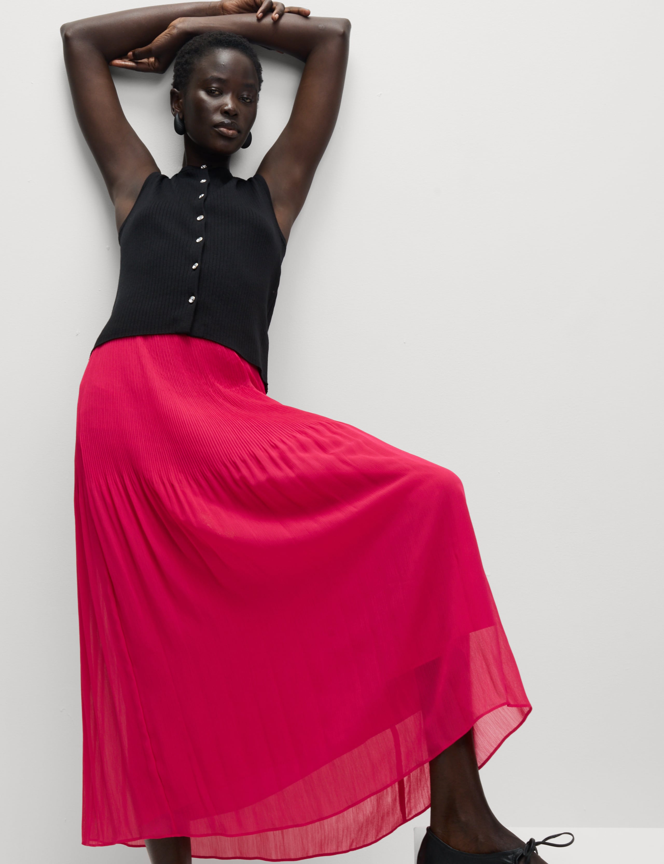 High Waisted Pleated Midaxi A-Line Skirt 4 of 5