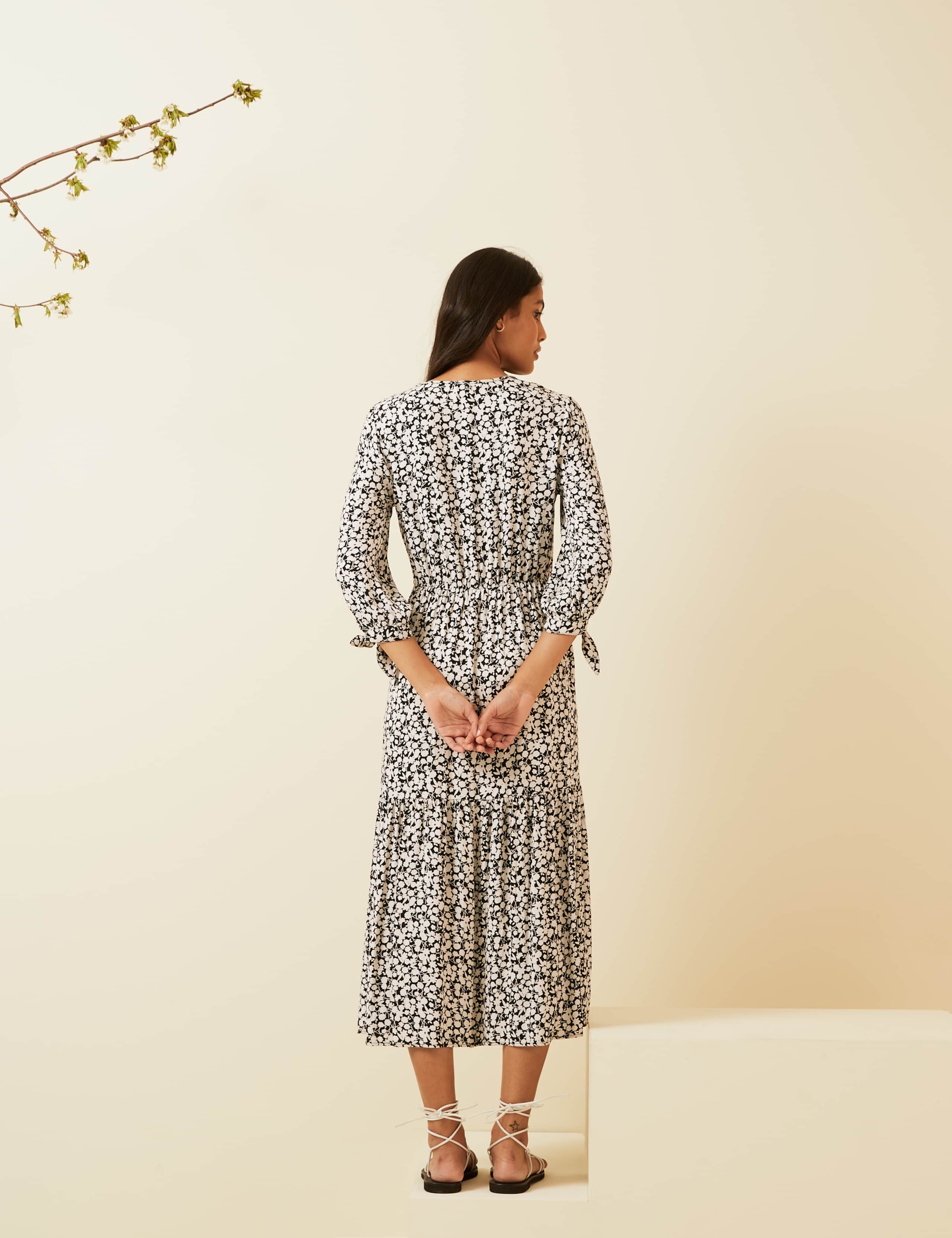Floral V-Neck Tie Sleeve Midi Dress 4 of 7