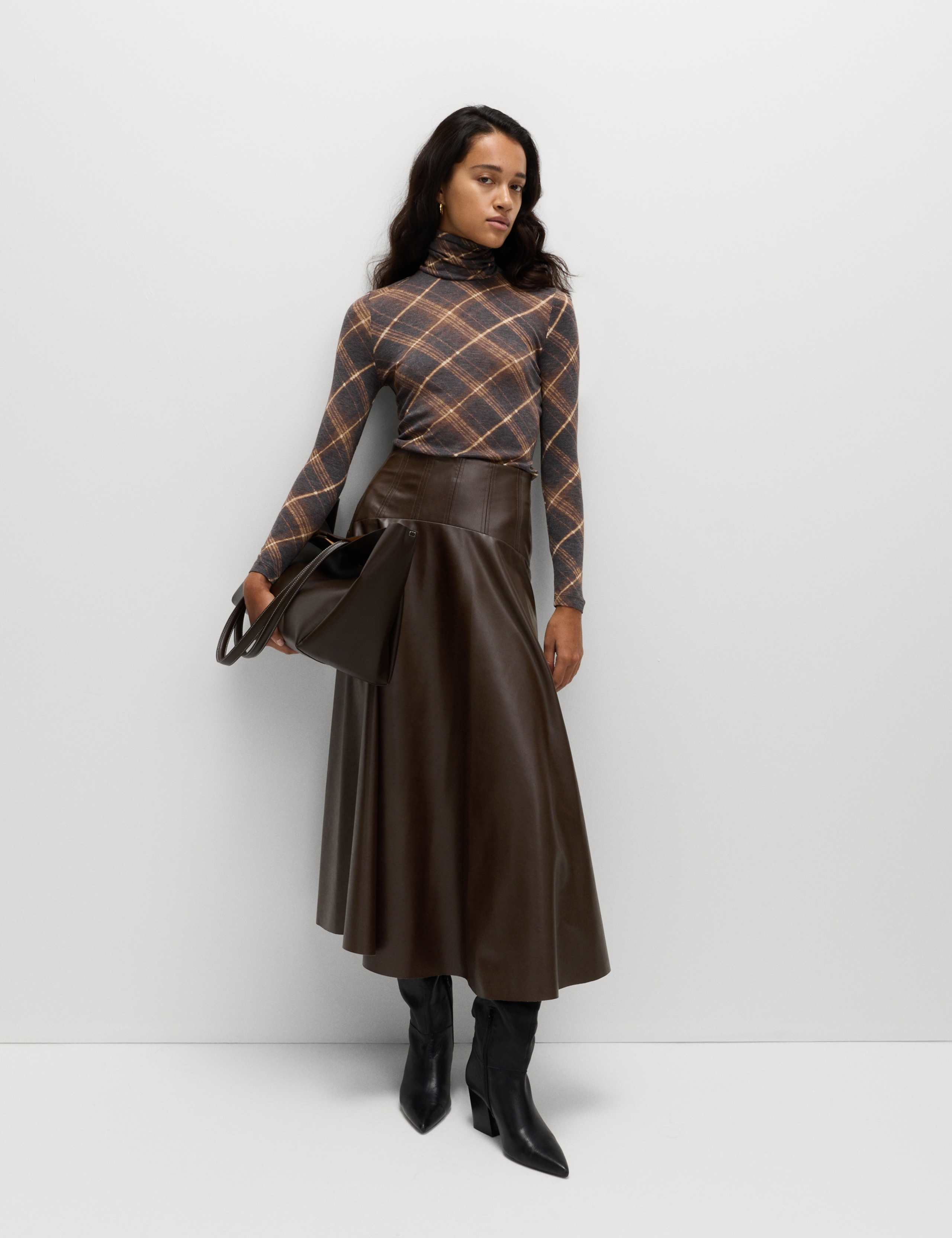 Leather Look Panelled Midaxi Skirt 4 of 7