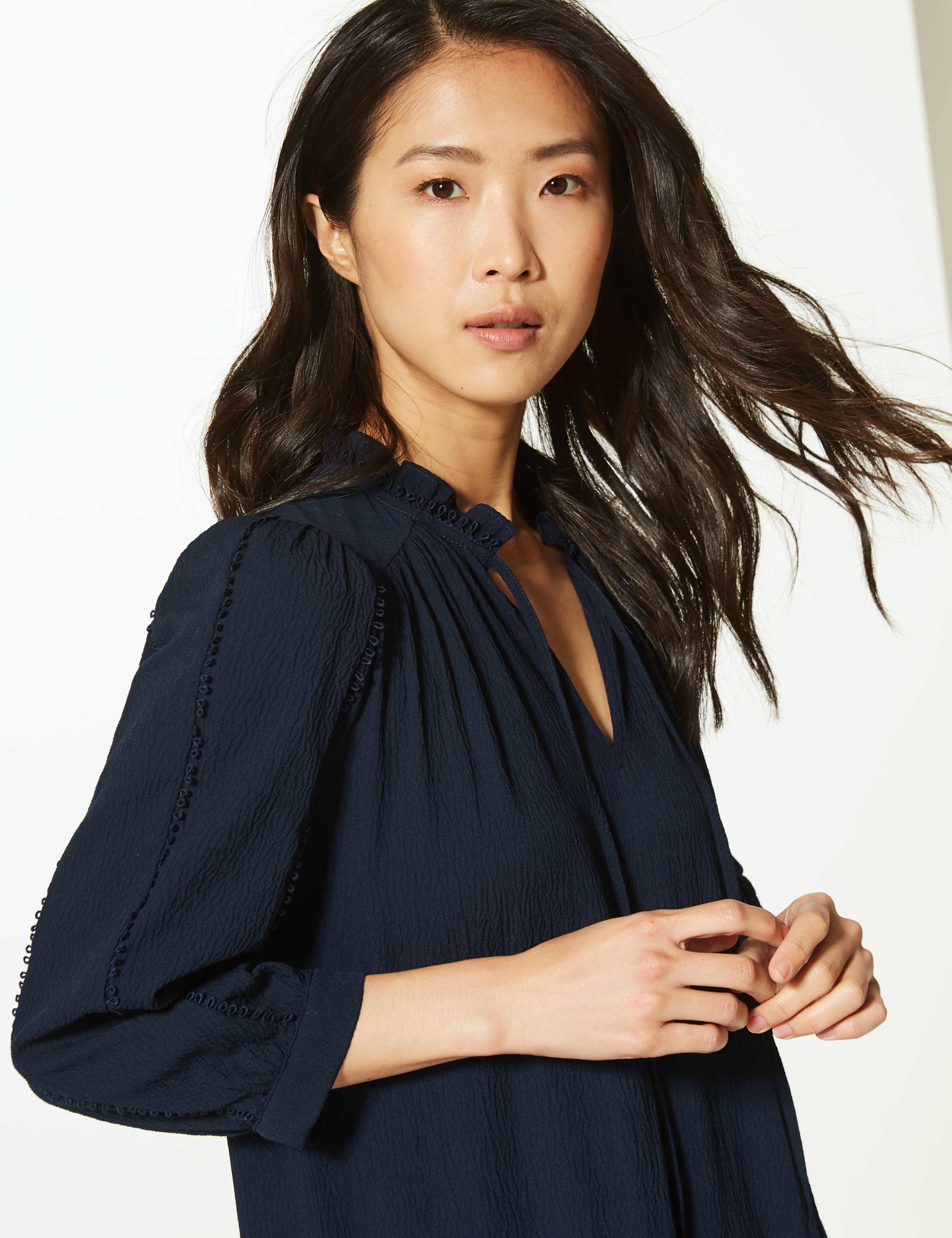 Crinkled Relaxed Midi Dress 3 of 4