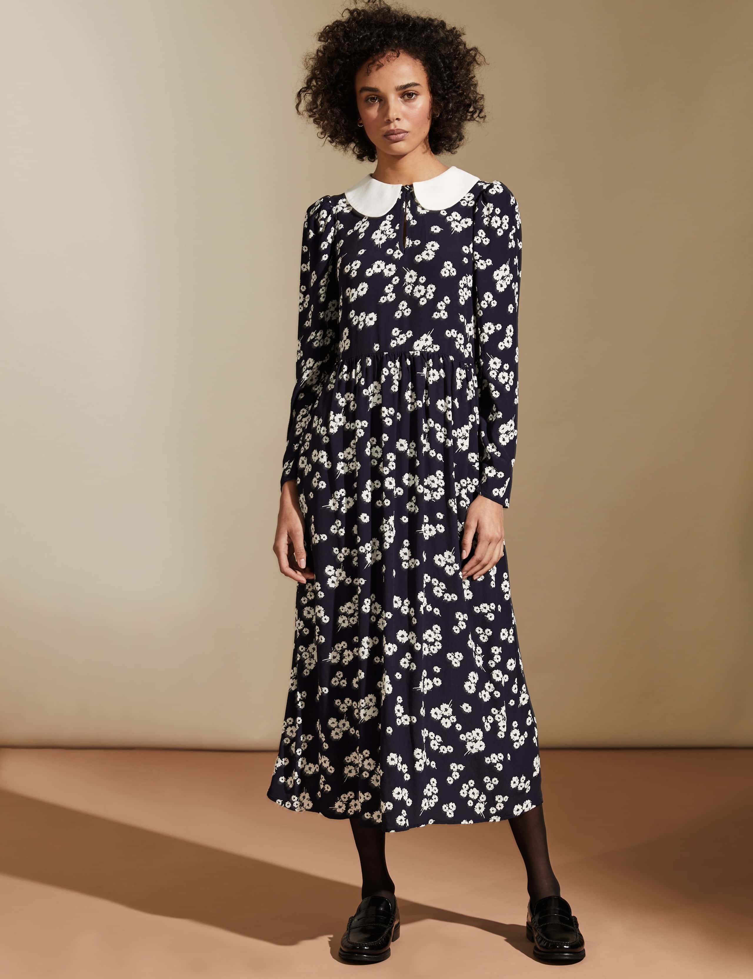 Floral Peter Pan Collar Midaxi Tea Dress 3 of 7