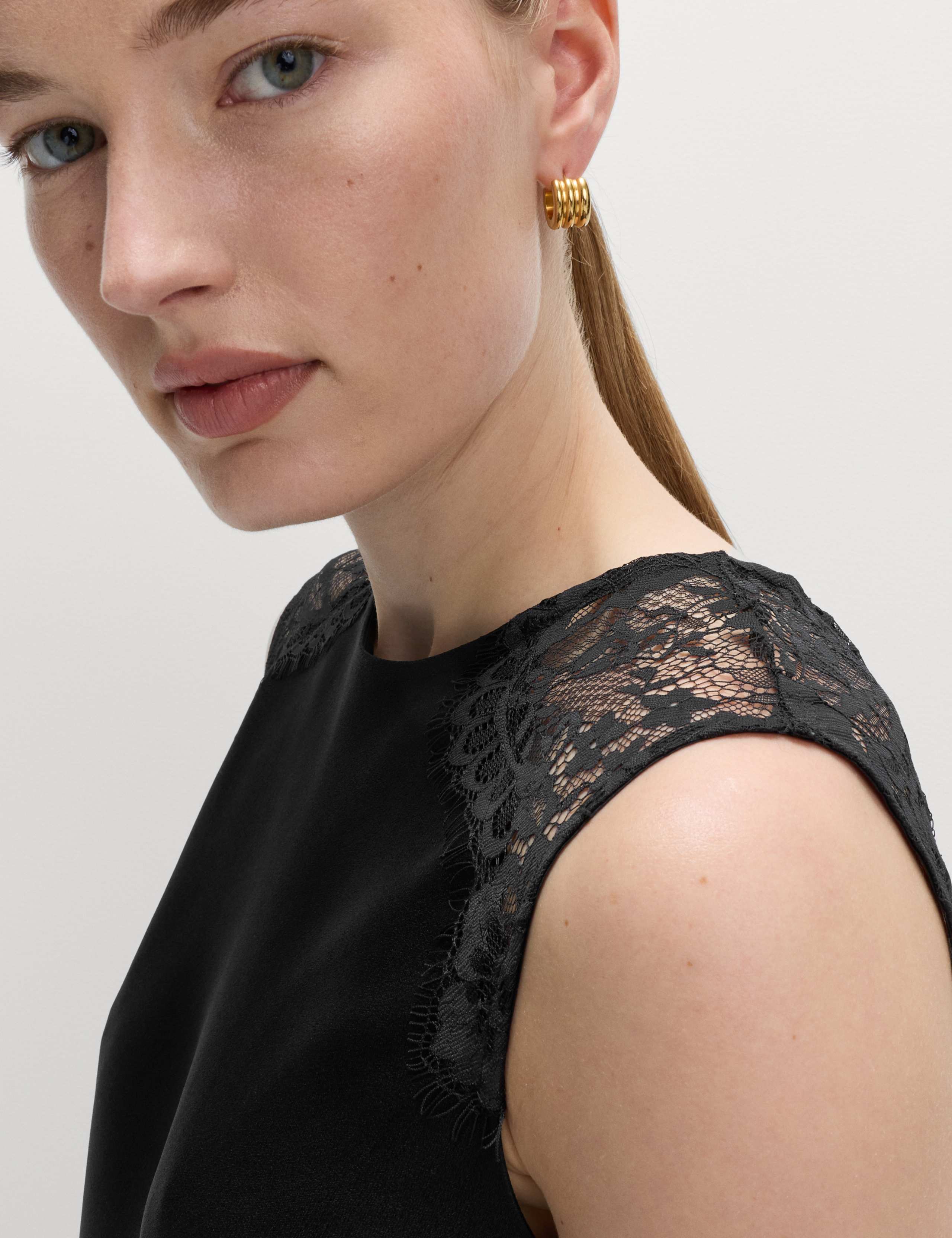 Round Neck Lace Insert Mini Shift Dress 3 of 5
