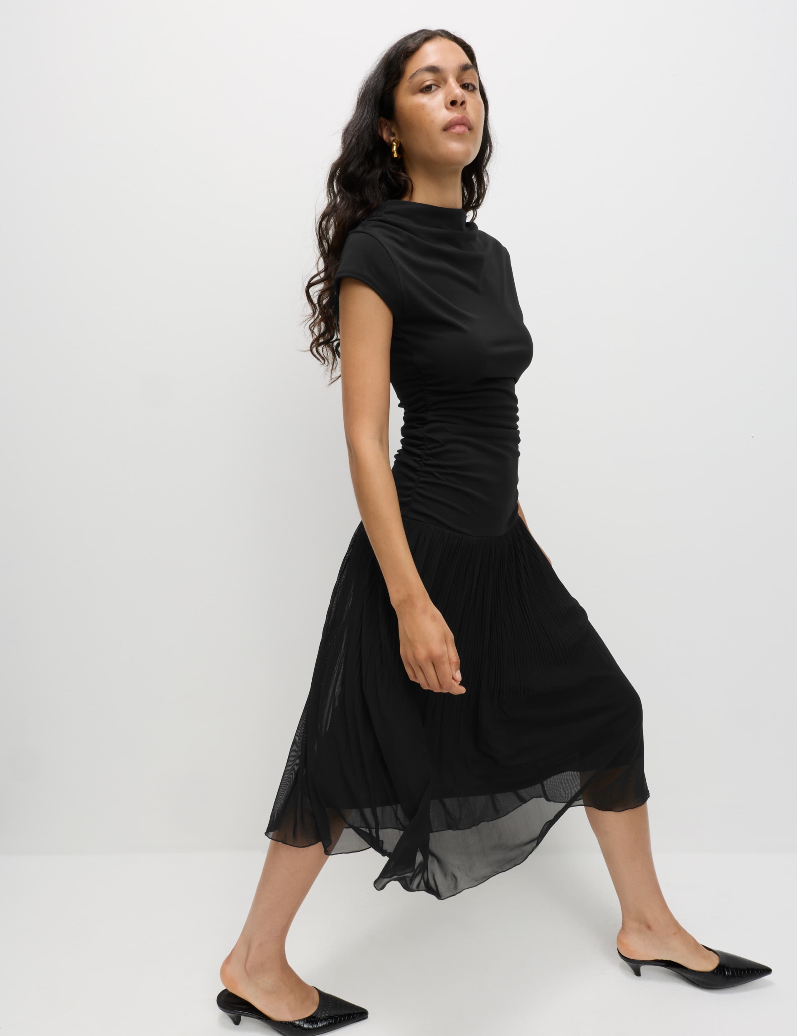 Jersey Pleated Maxi Dress 5 of 7