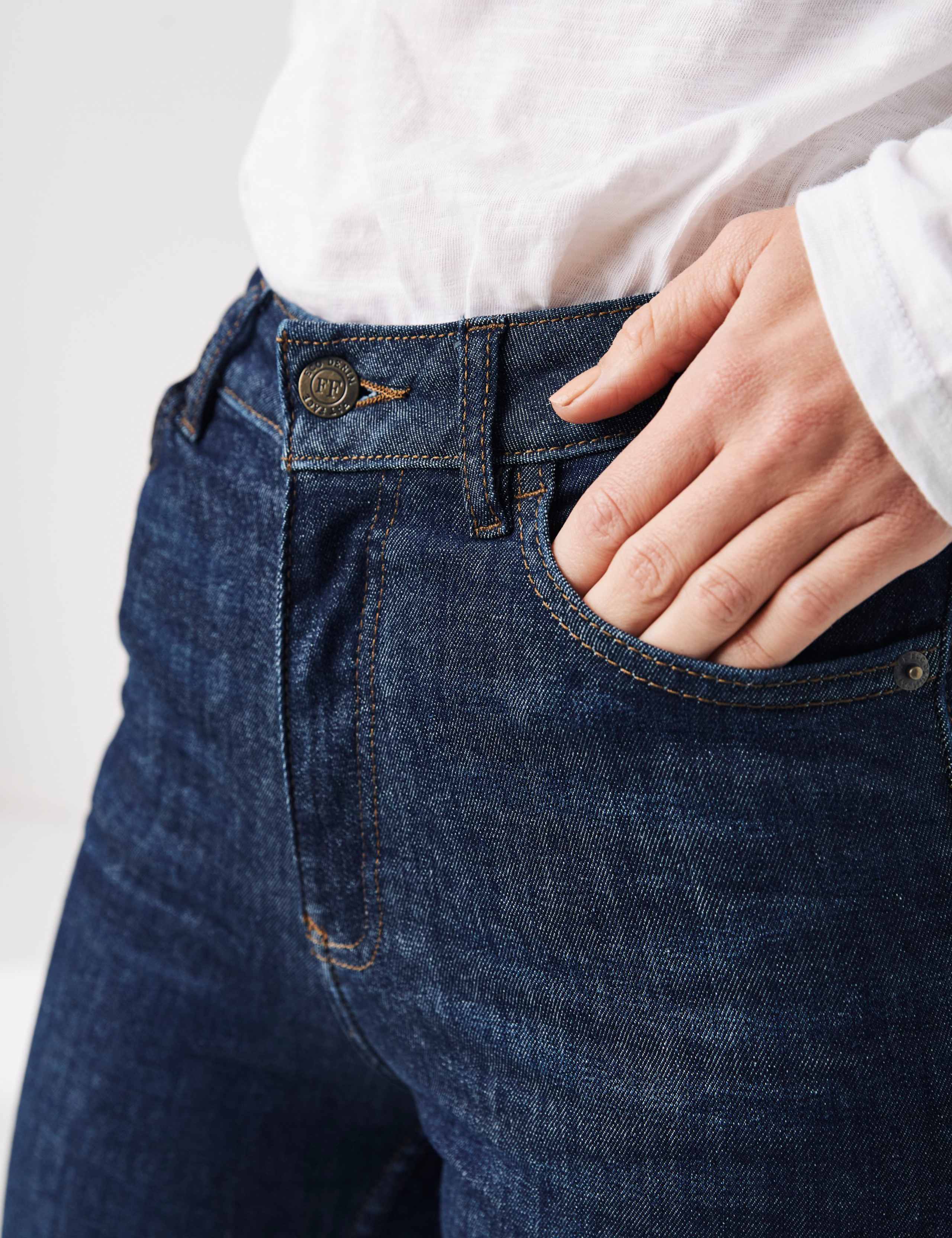 Bootcut Jeans 4 of 4