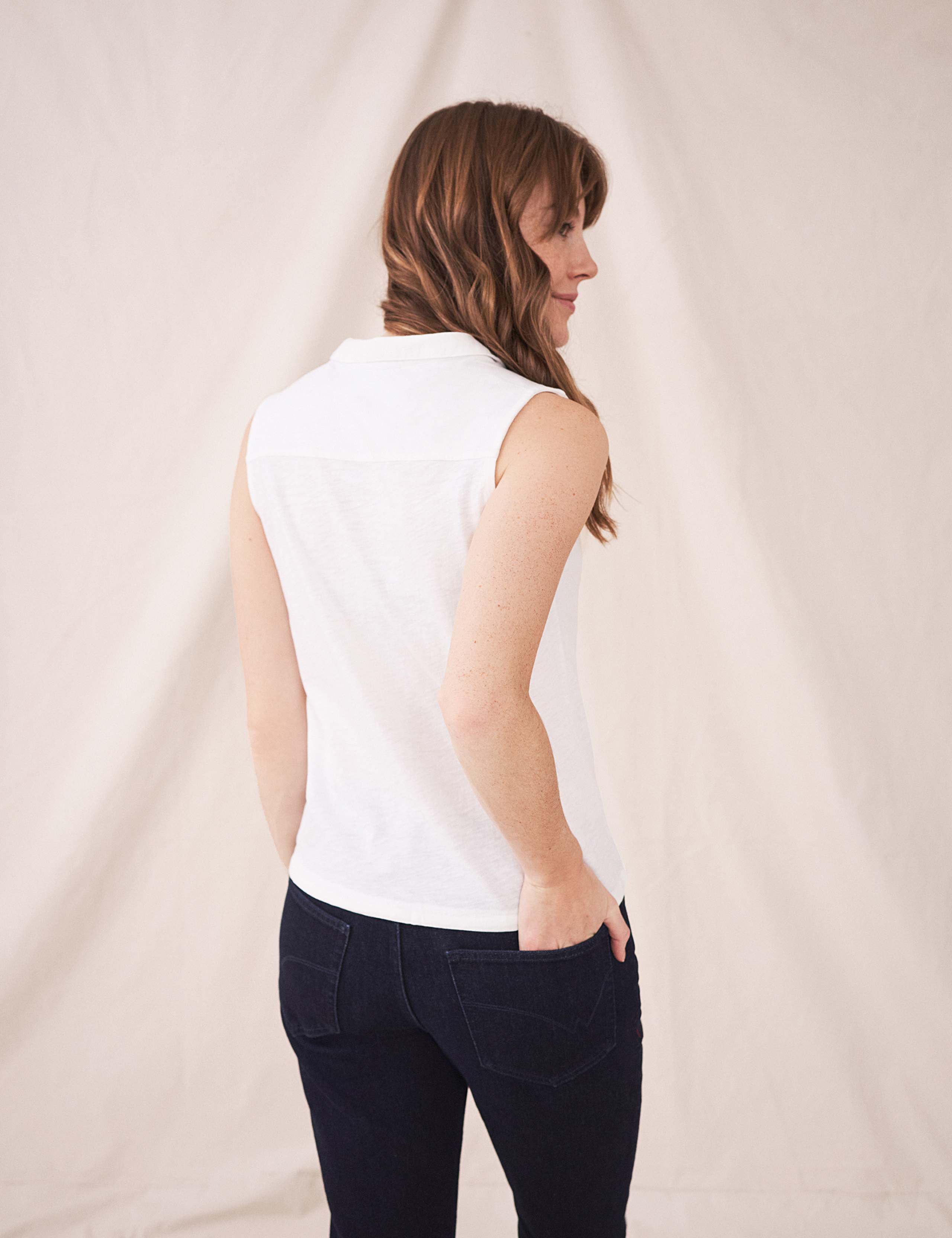 Jersey Sleeveless Shirt 3 of 5