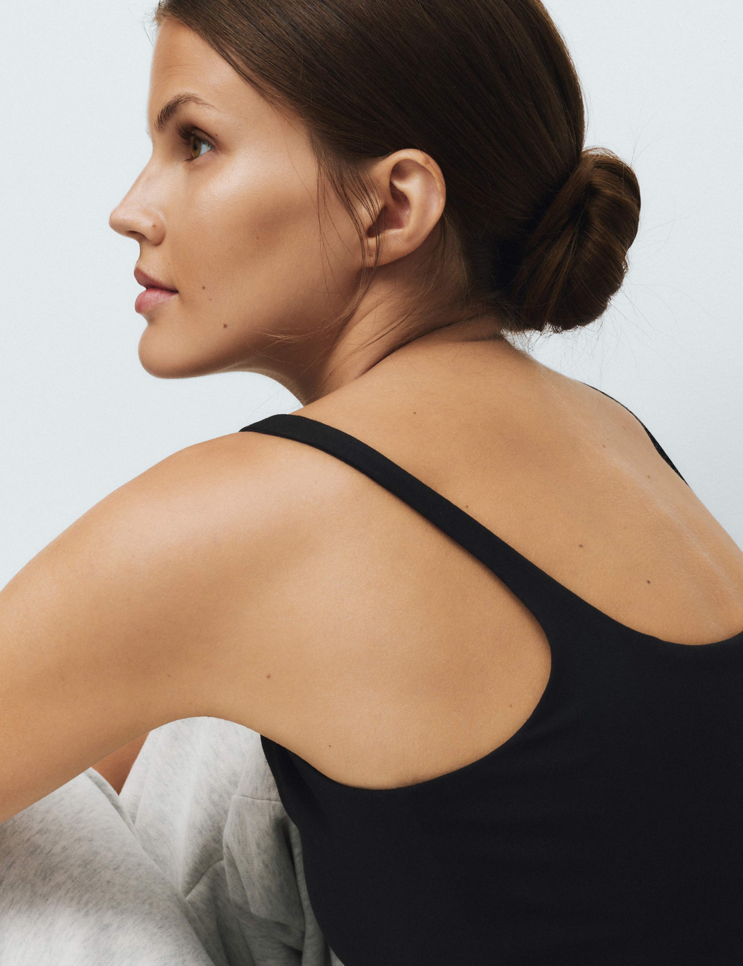 2 Pack Secret Support™ Scoop Neck Bra Vest 3 of 4