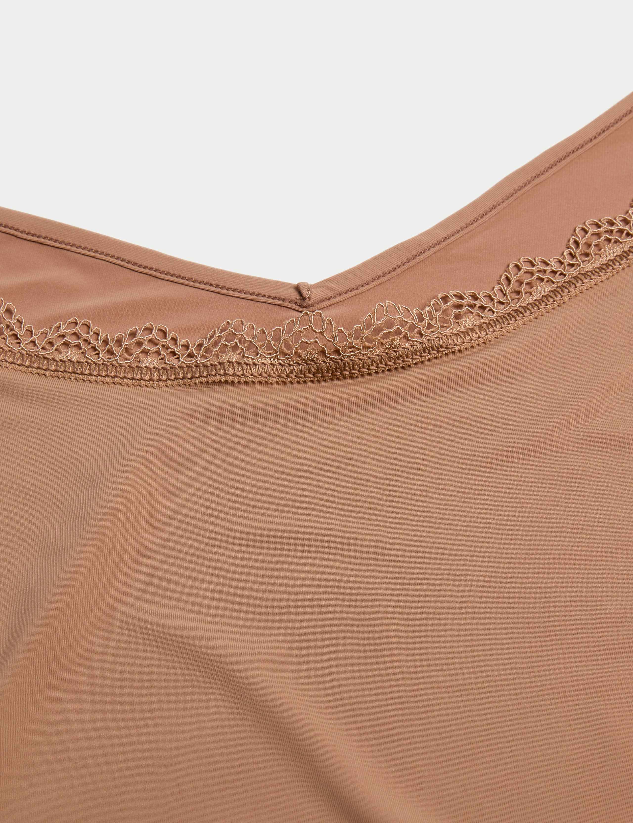 Cool Comfort™ Flexifit™ Full Slip 14"-35" 6 of 6