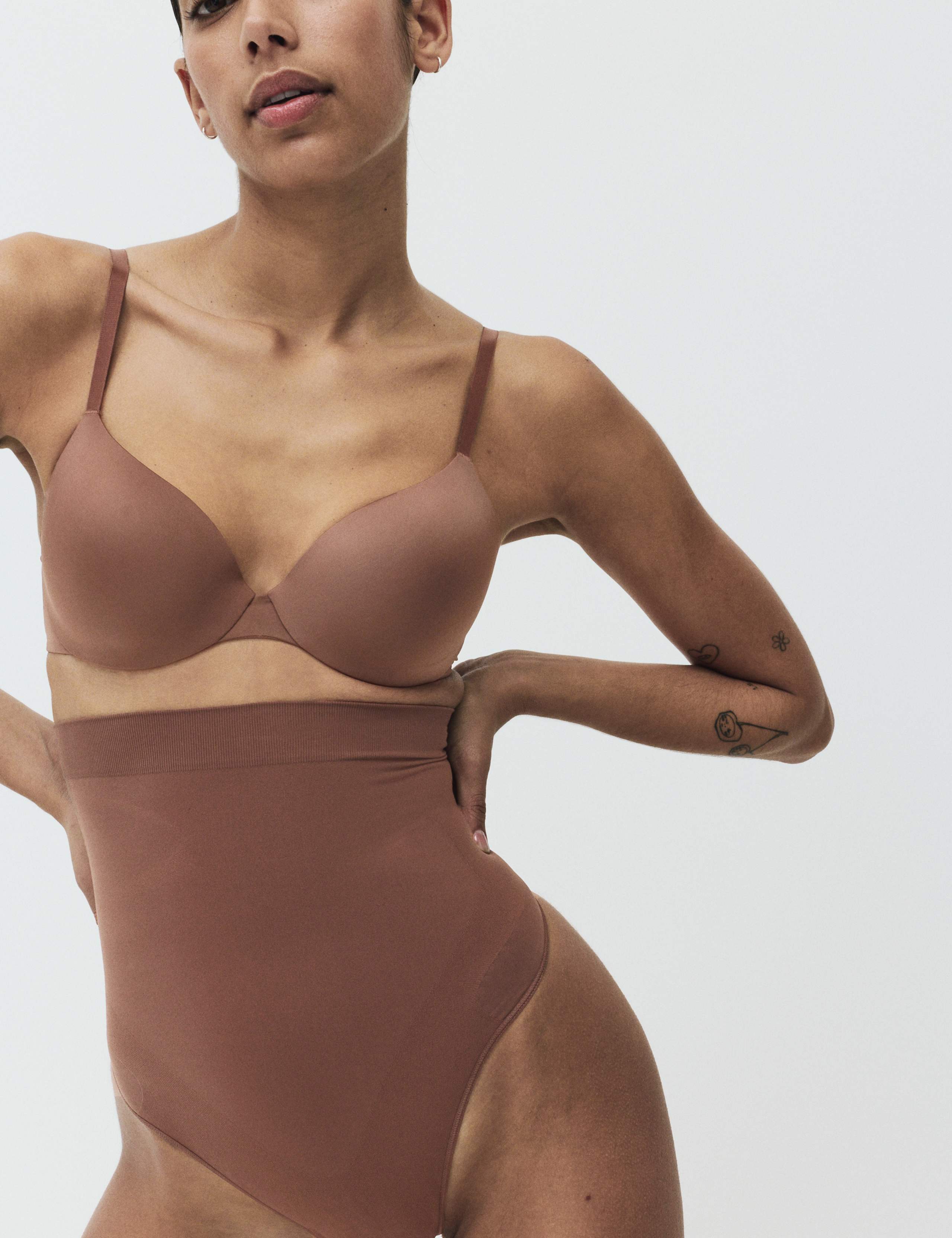 Body Sculpt Seamless High Waist Thong 1 of 5