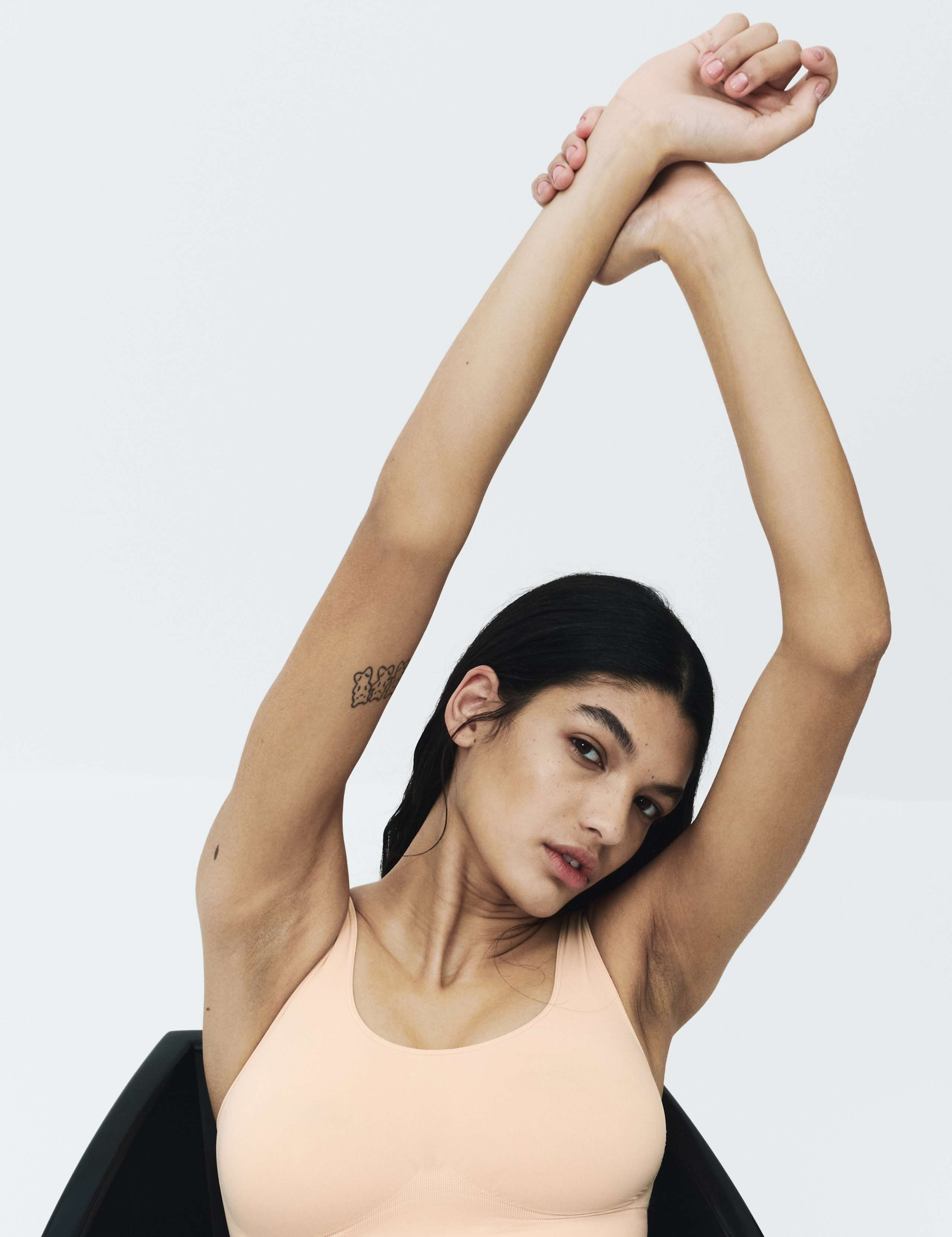 Body Sculpt Firm Control Seamless Vest 3 of 6