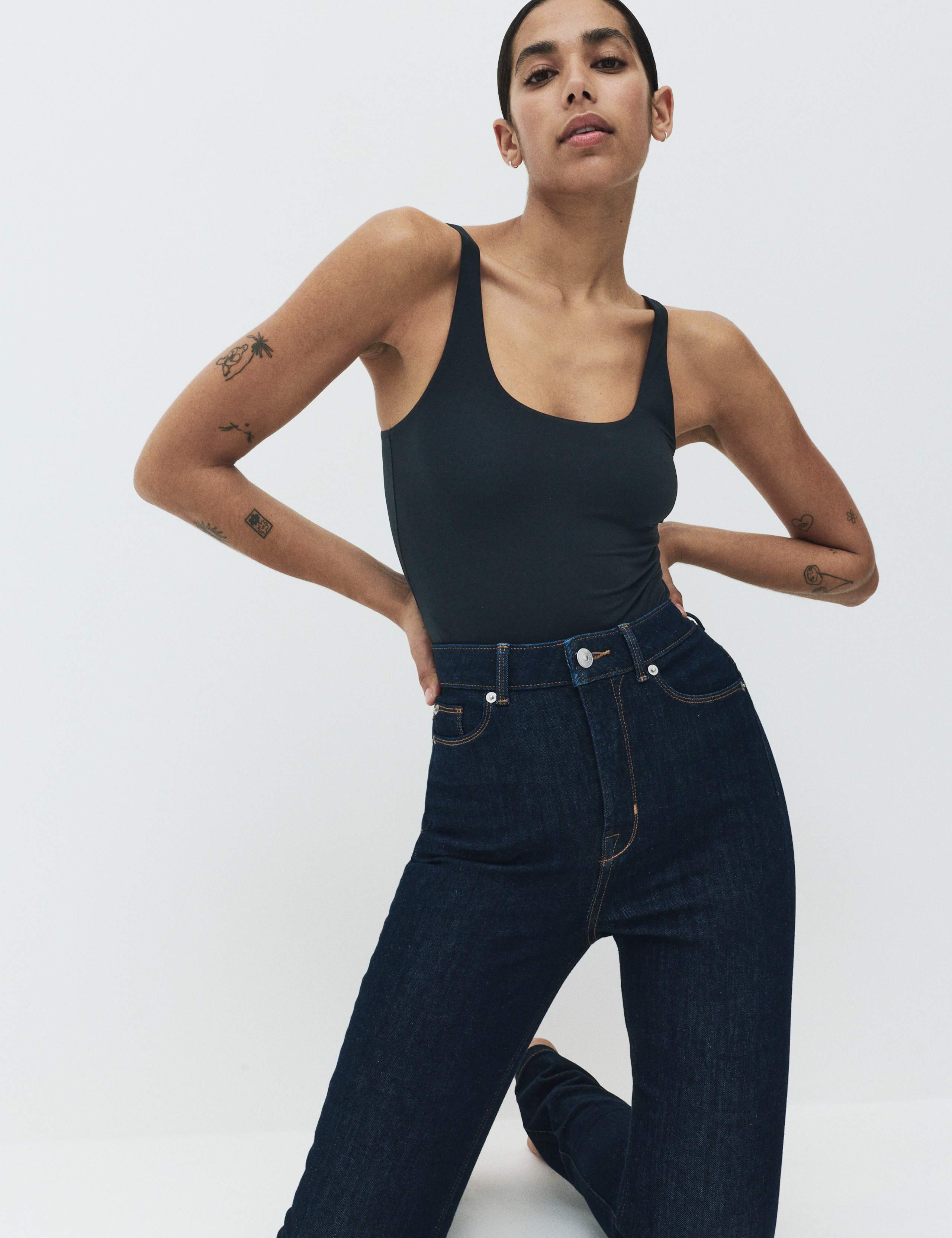 Body Soft™ Smoothing High Leg Body 3 of 5