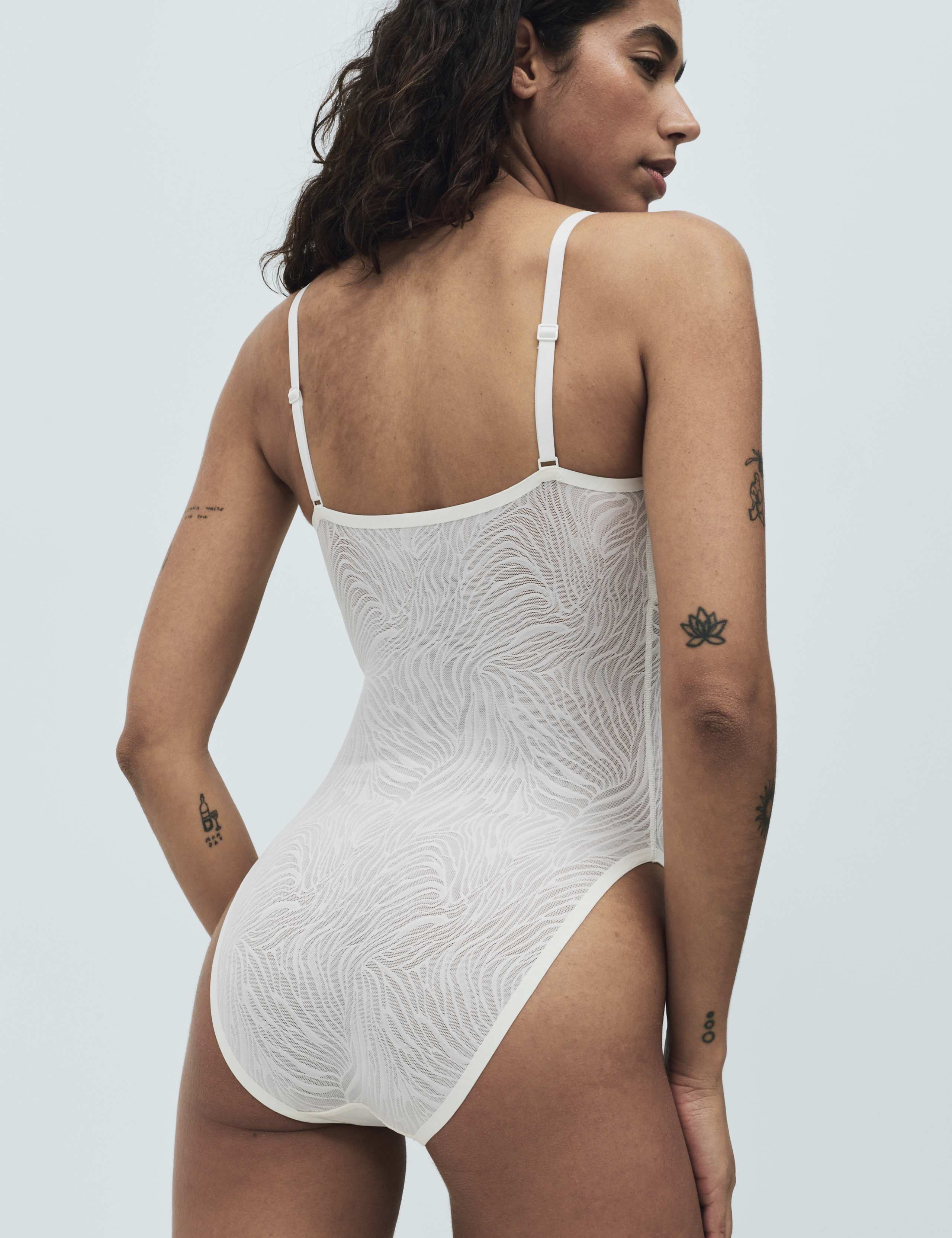 Body Lace Shaping Body 4 of 4