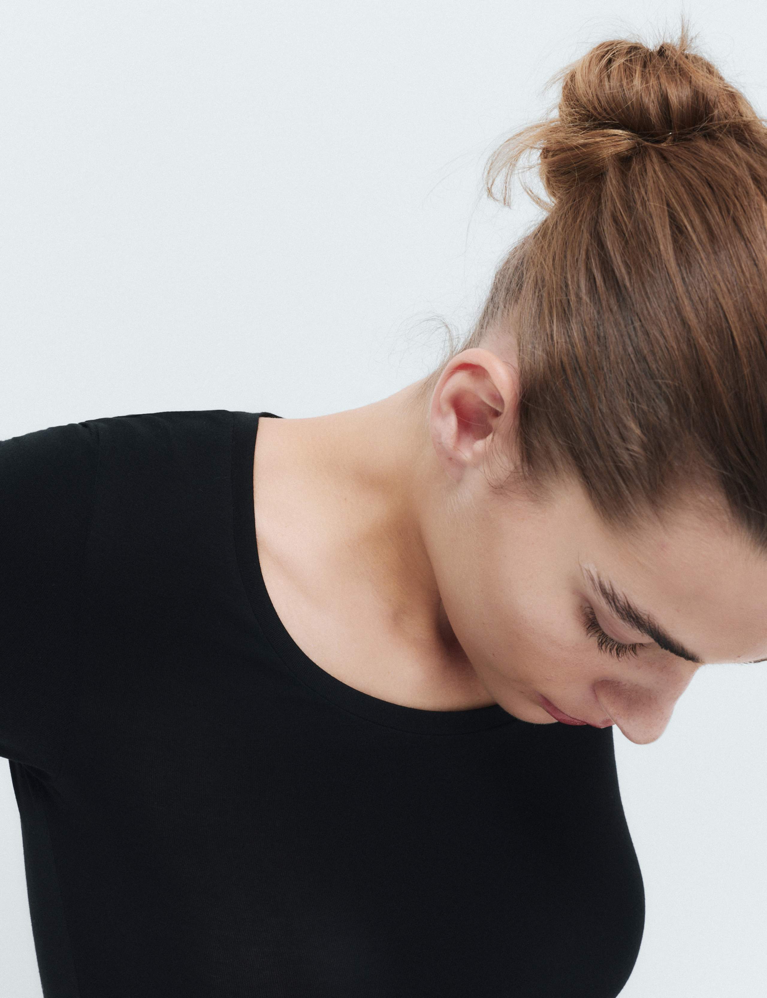 2 Pack Heatgen™ Light Thermal Long Sleeve Tops 4 of 4