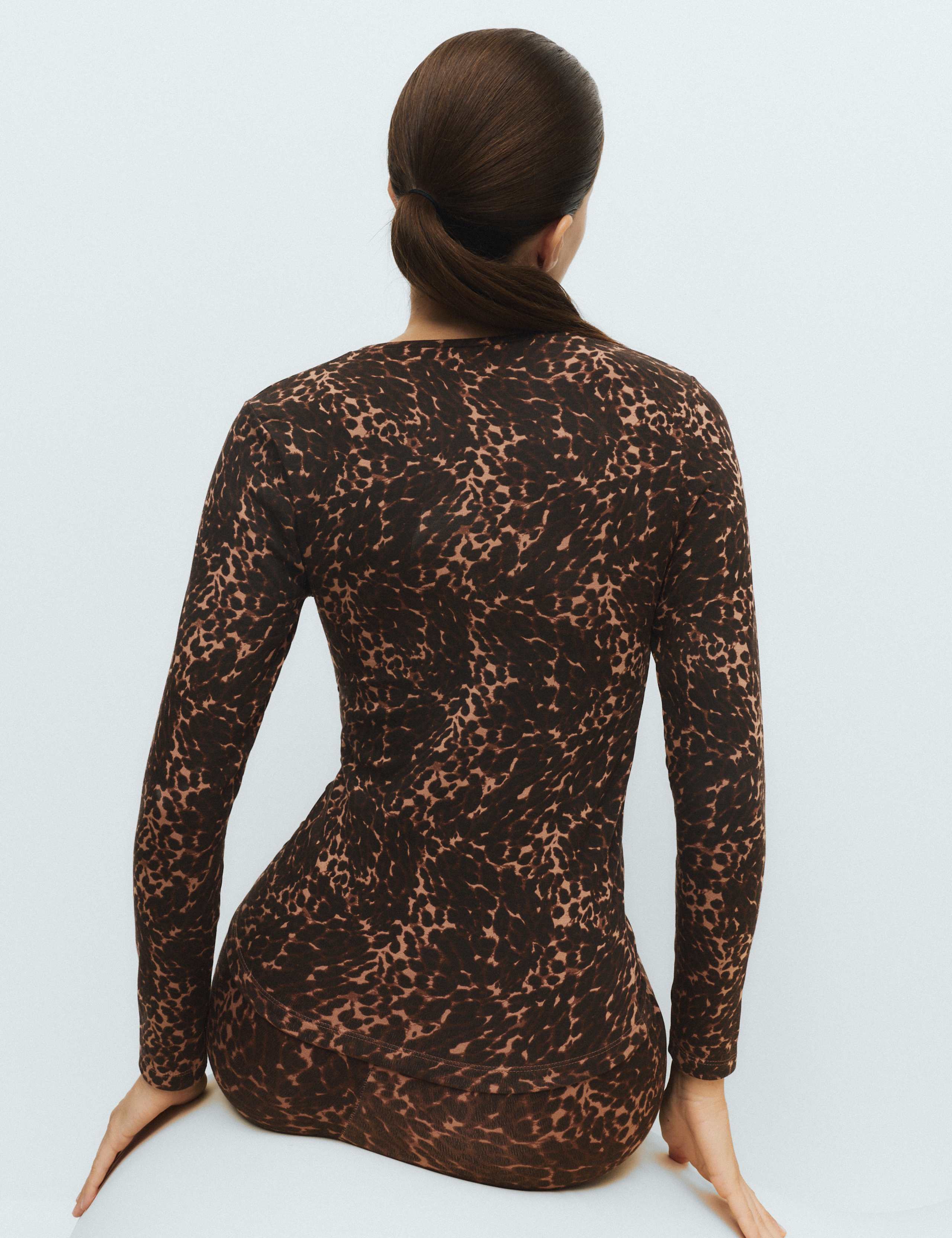 Heatgen™ Medium Thermal Crew Neck Top 5 of 5