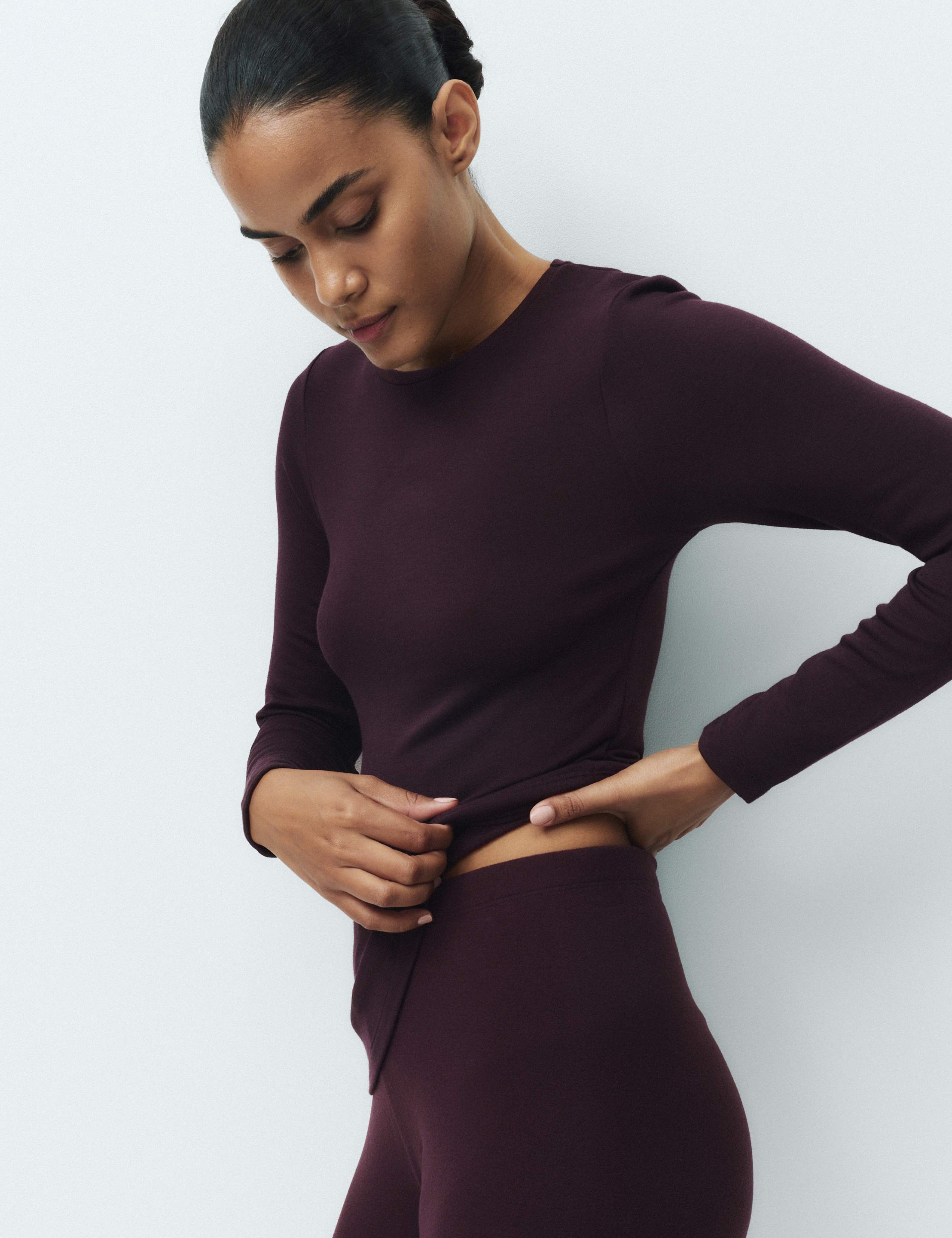 Heatgen™ Medium Thermal Crew Neck Top 4 of 5