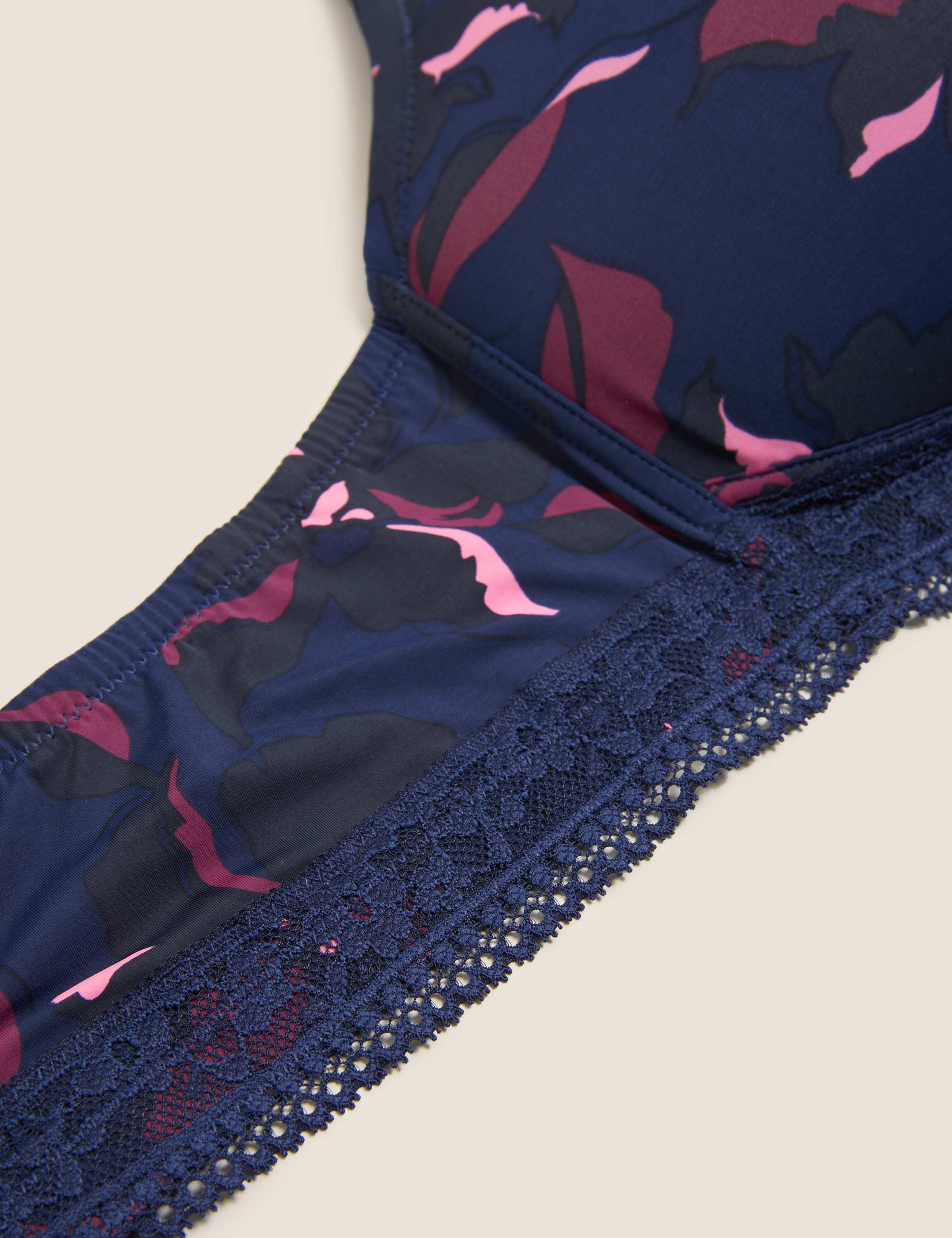 Non Wired Post Surgery T-Shirt Bra A-E 3 of 4