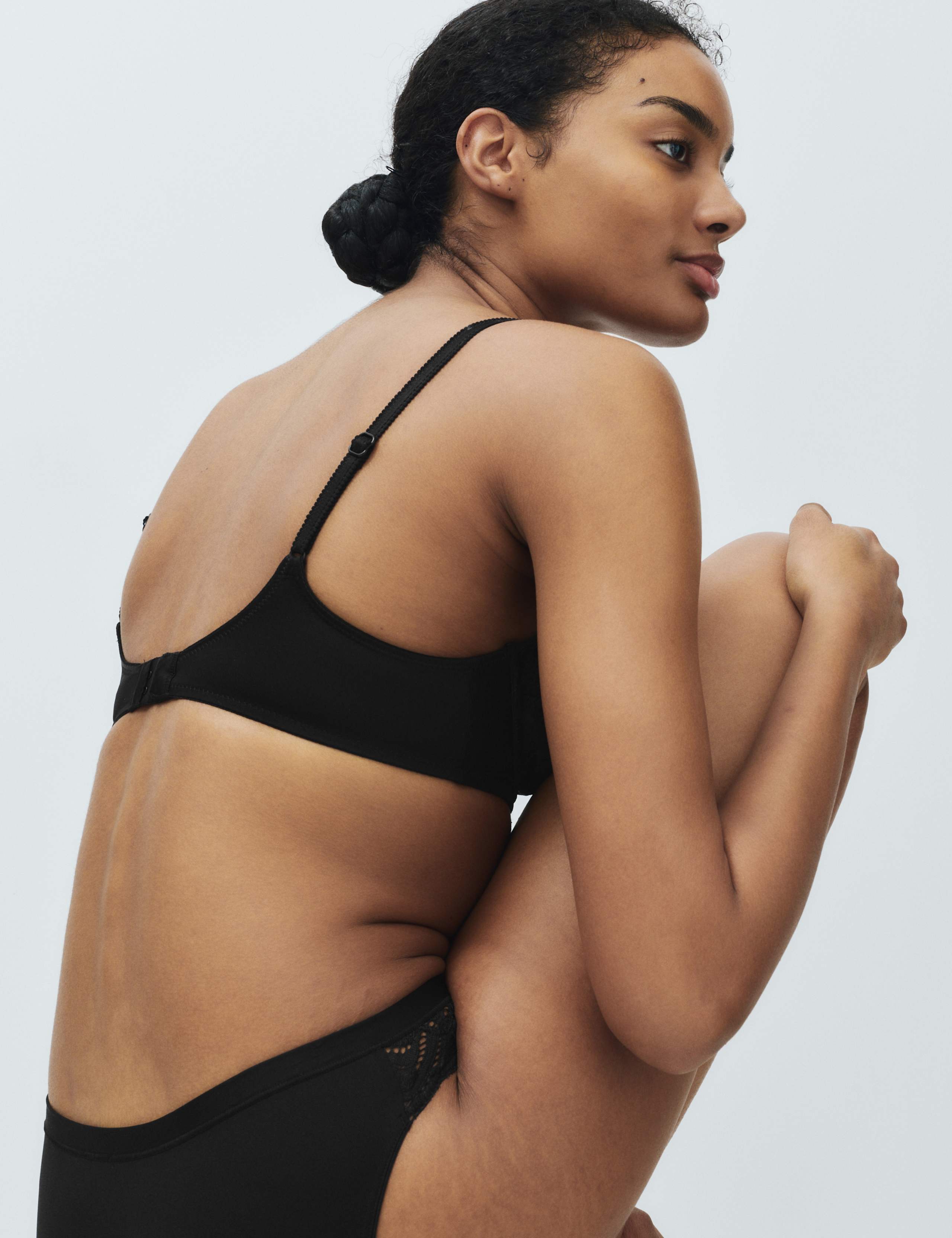 2 Pack Amelia Natural Lift™ Lace Wired Bras A-E 4 of 7