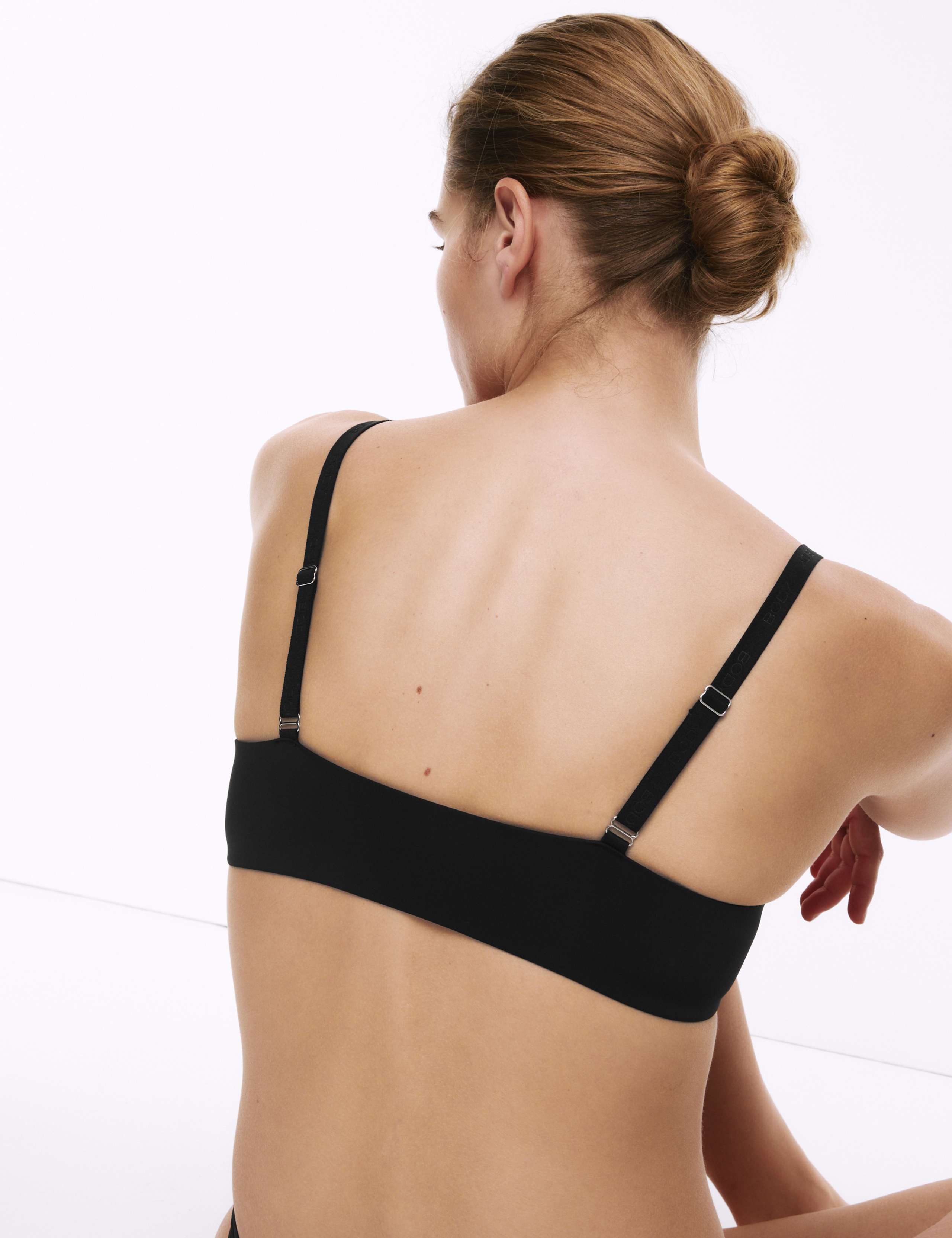 Flexifit™ Wired Front Fastening Full Cup Bra A-E 4 of 7