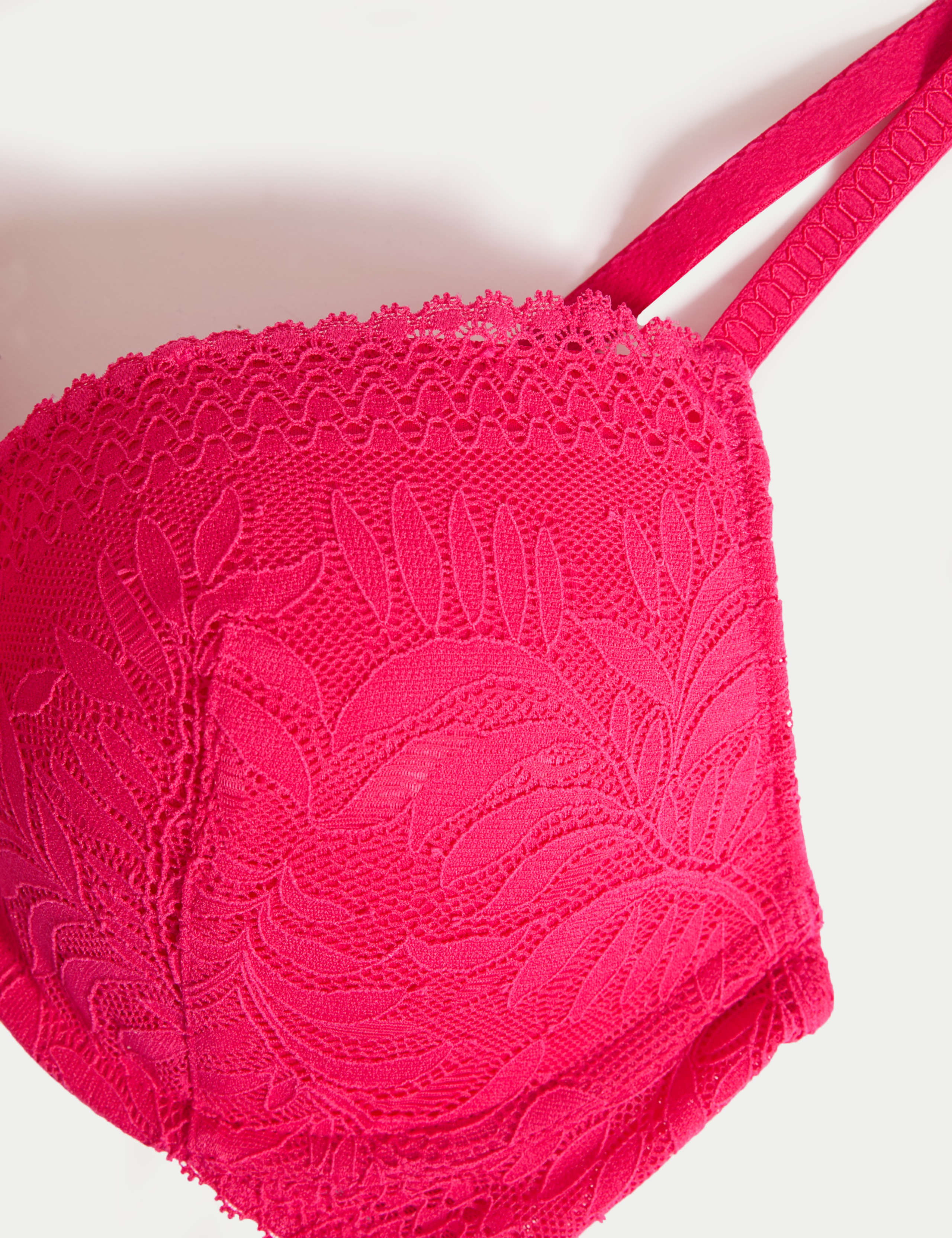 Flexifit™ Lace Wired Push-Up Bra A-E 6 of 7