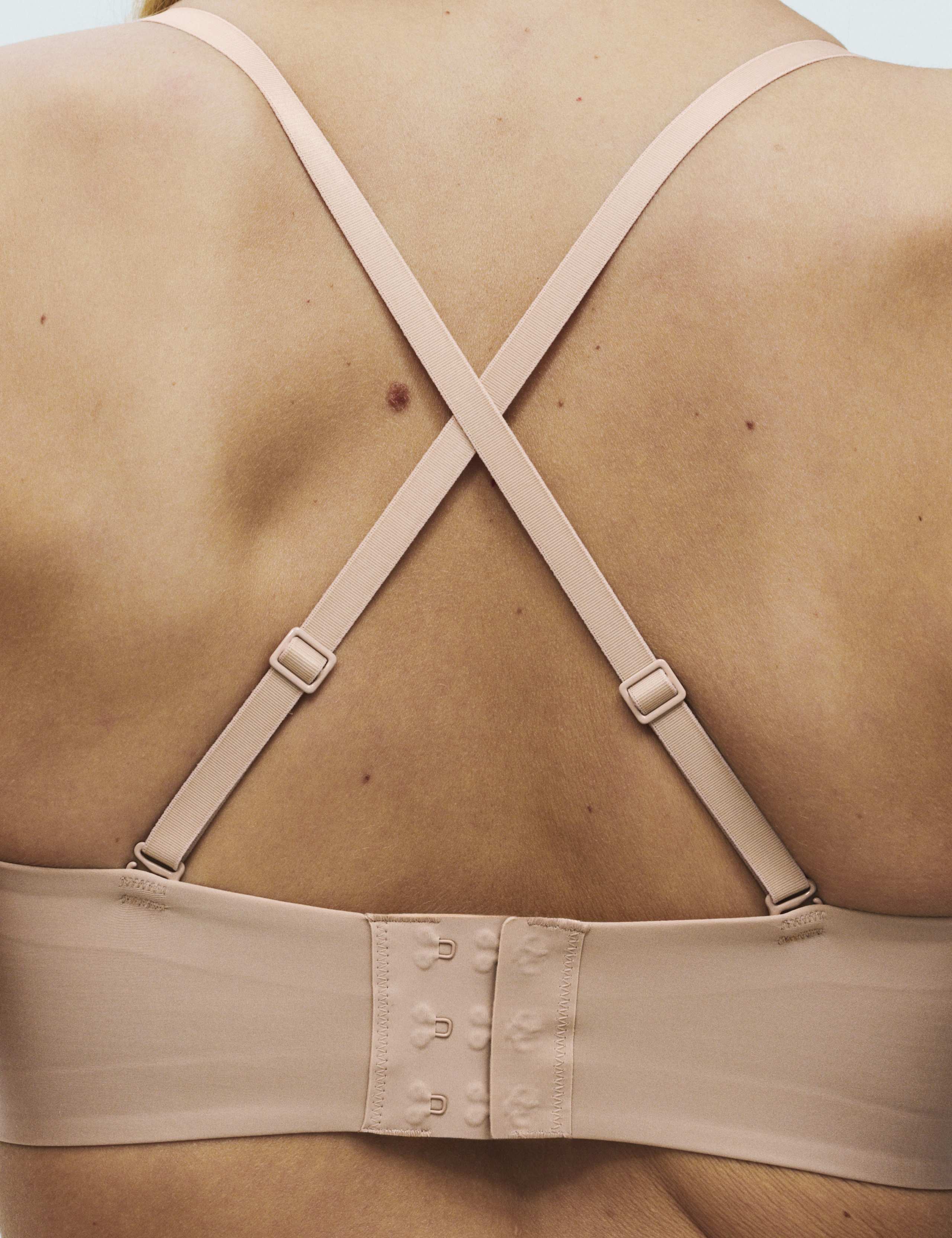 Body Invisibles™ Non Wired Strapless Bra (A-E) 3 of 9