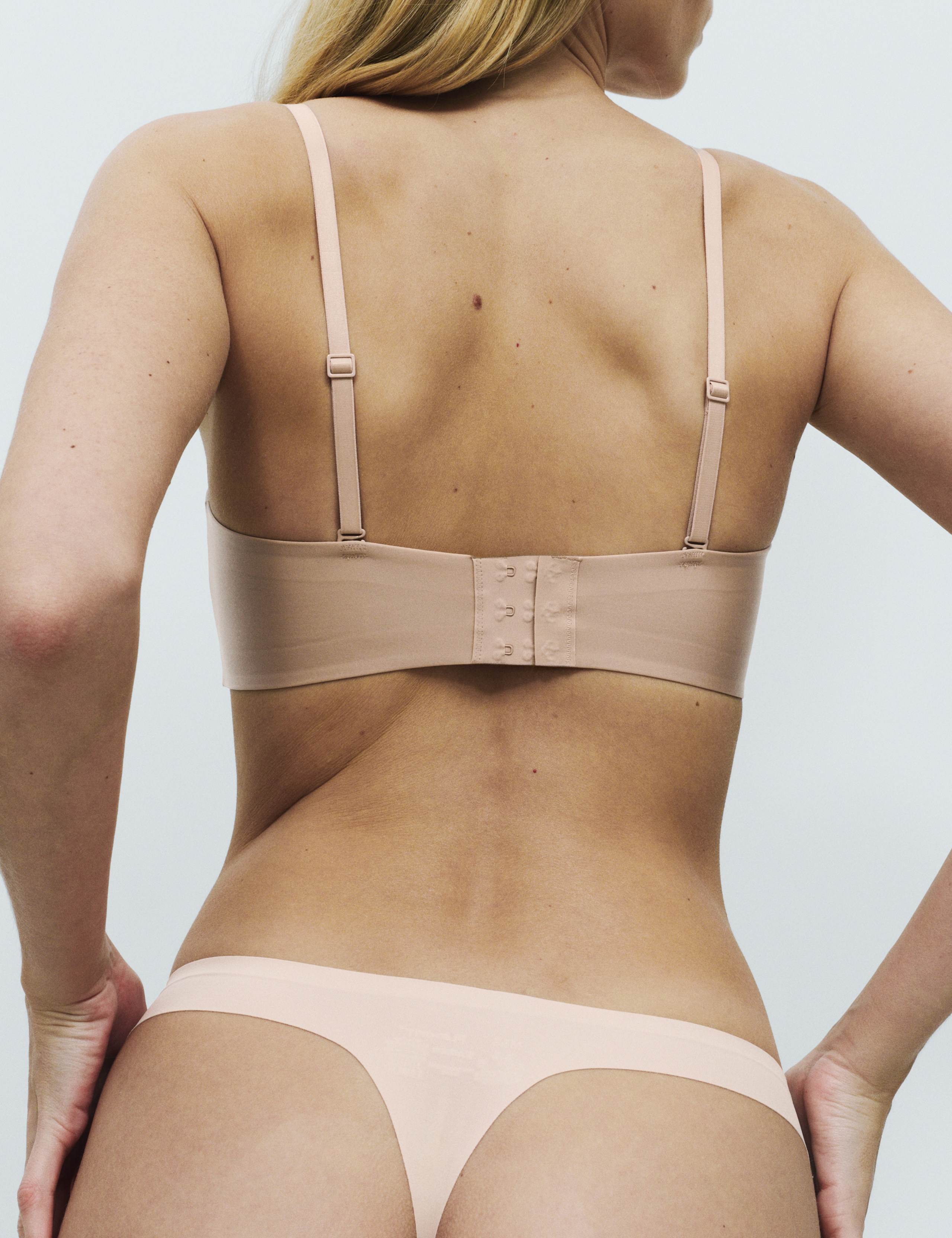 Body Invisibles™ Non Wired Strapless Bra (A-E) 6 of 9