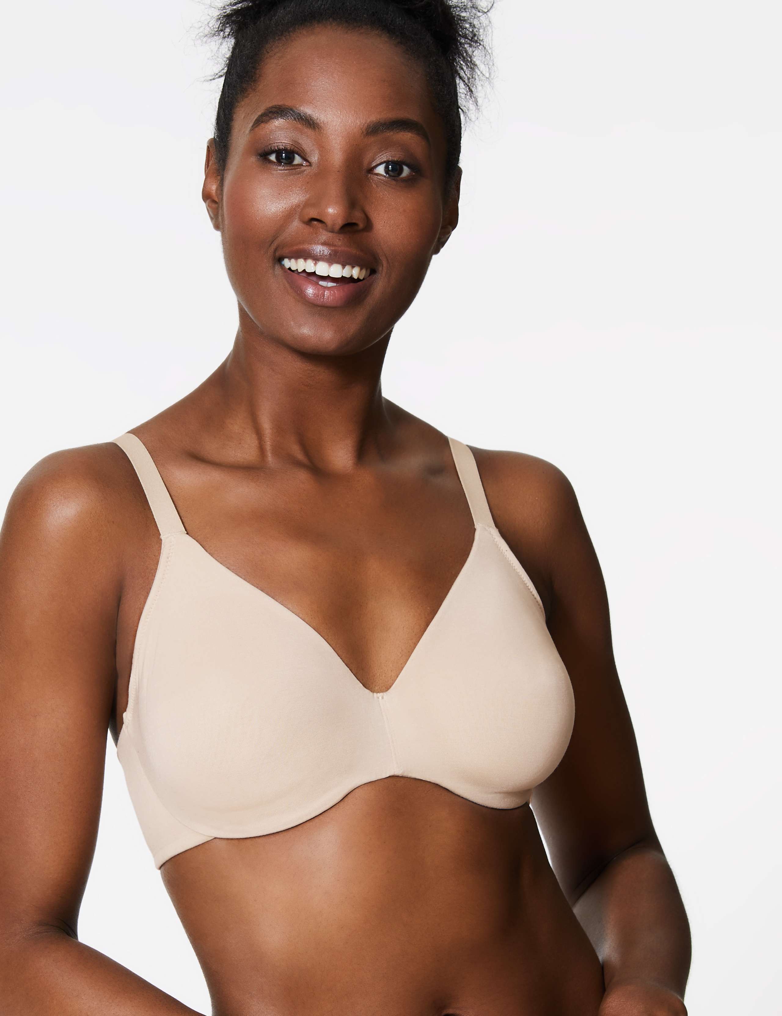 Flexifit™ Smoothing Underwired Full Cup Bra A-E 3 of 6