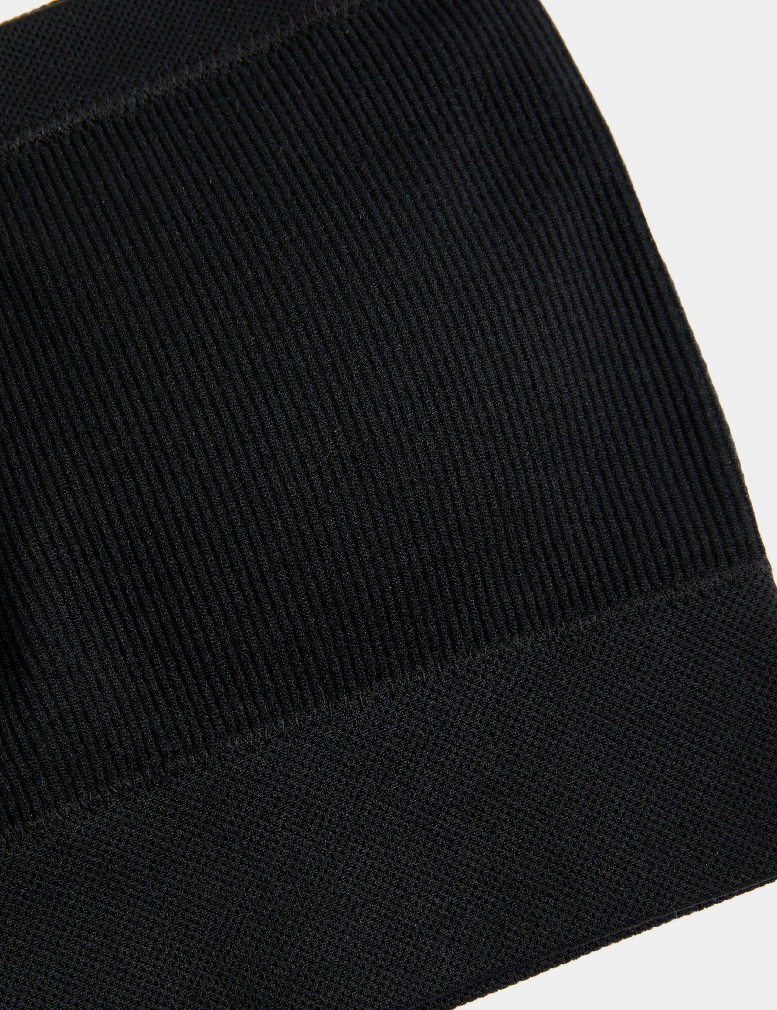 Seamless Non Wired Bandeau Bra 5 of 5