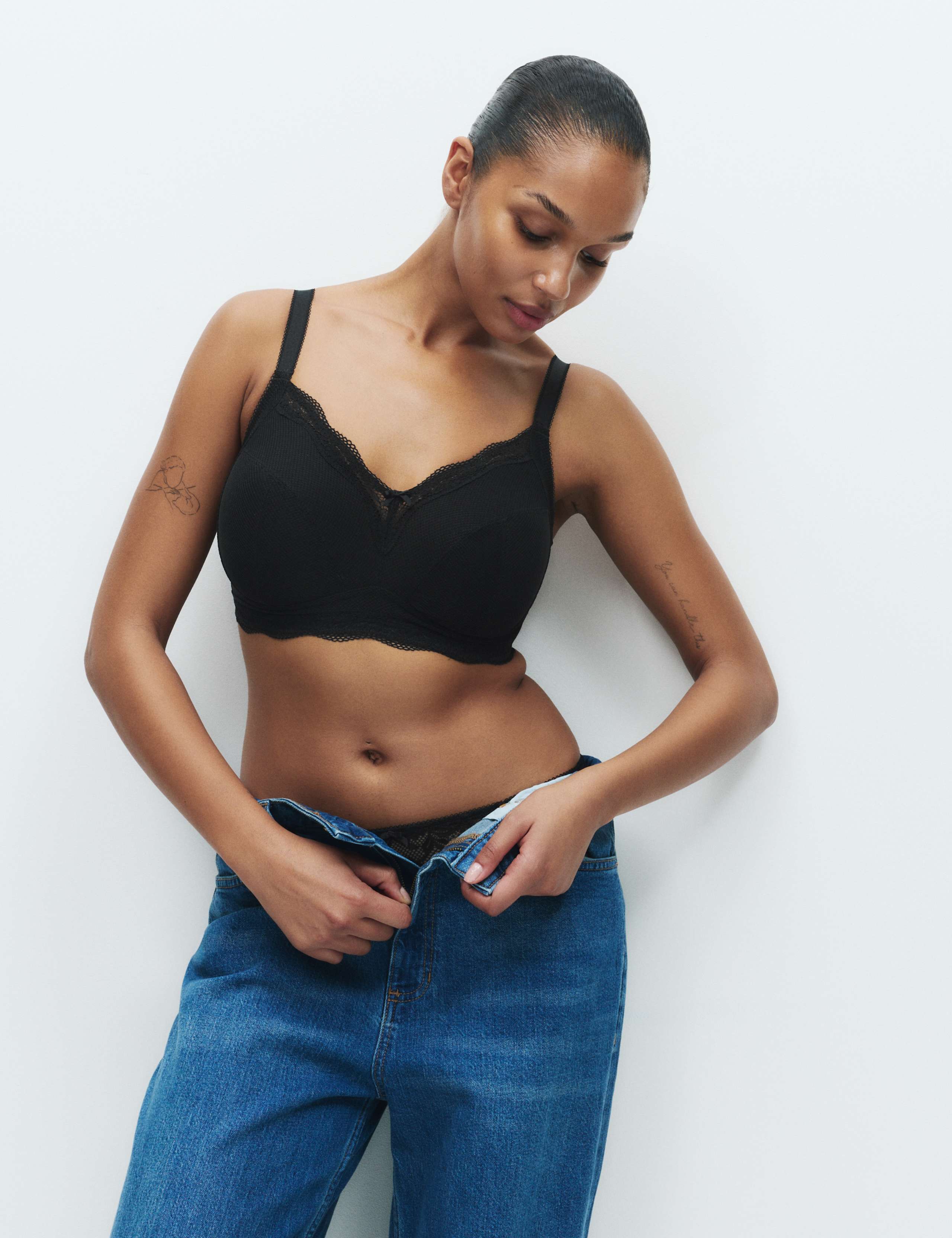 Jasmine Lace Trim Non Wired Bralette F+ 1 of 8