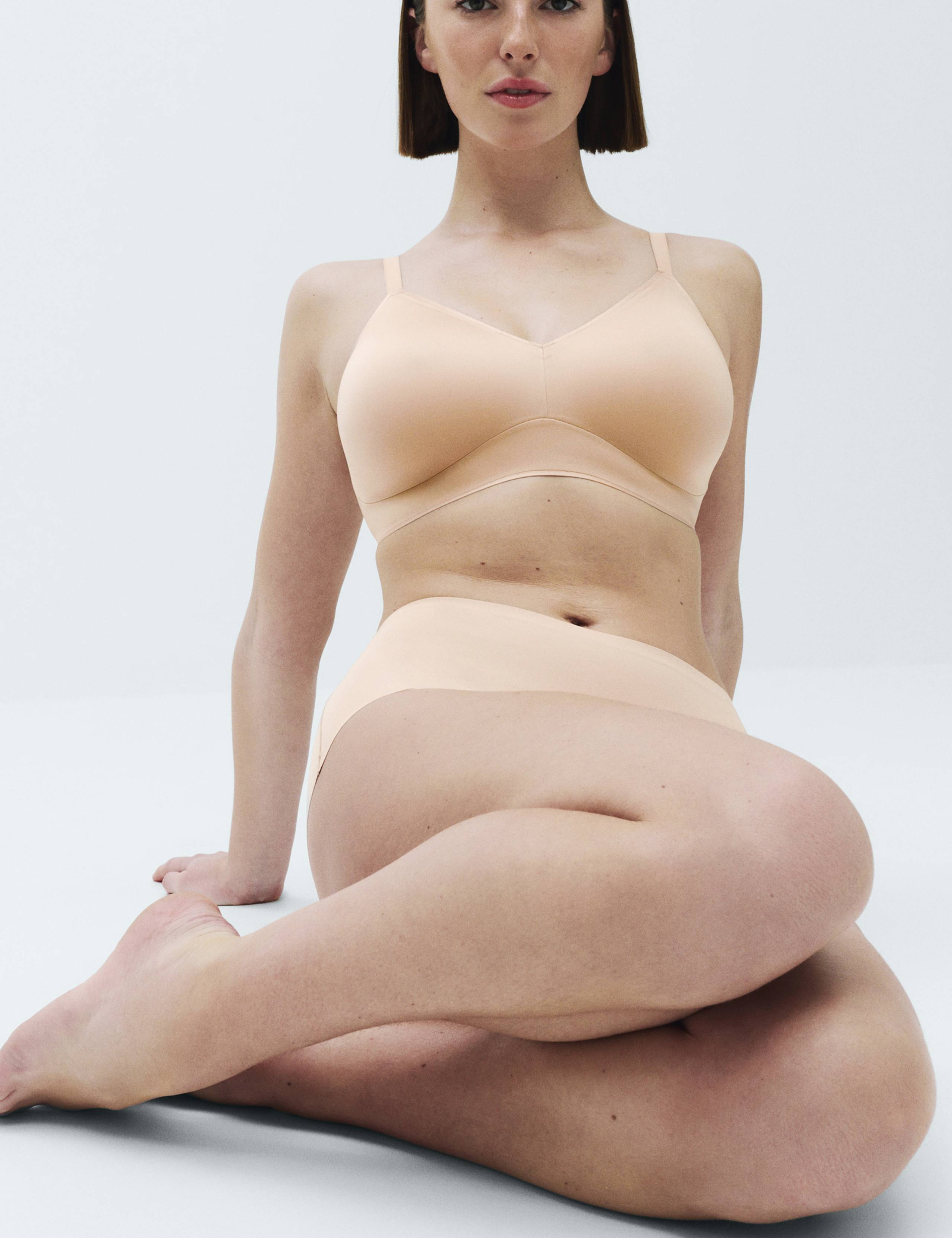 Body Invisibles™ Non Wired Full Cup Bra (F-H) 1 of 6