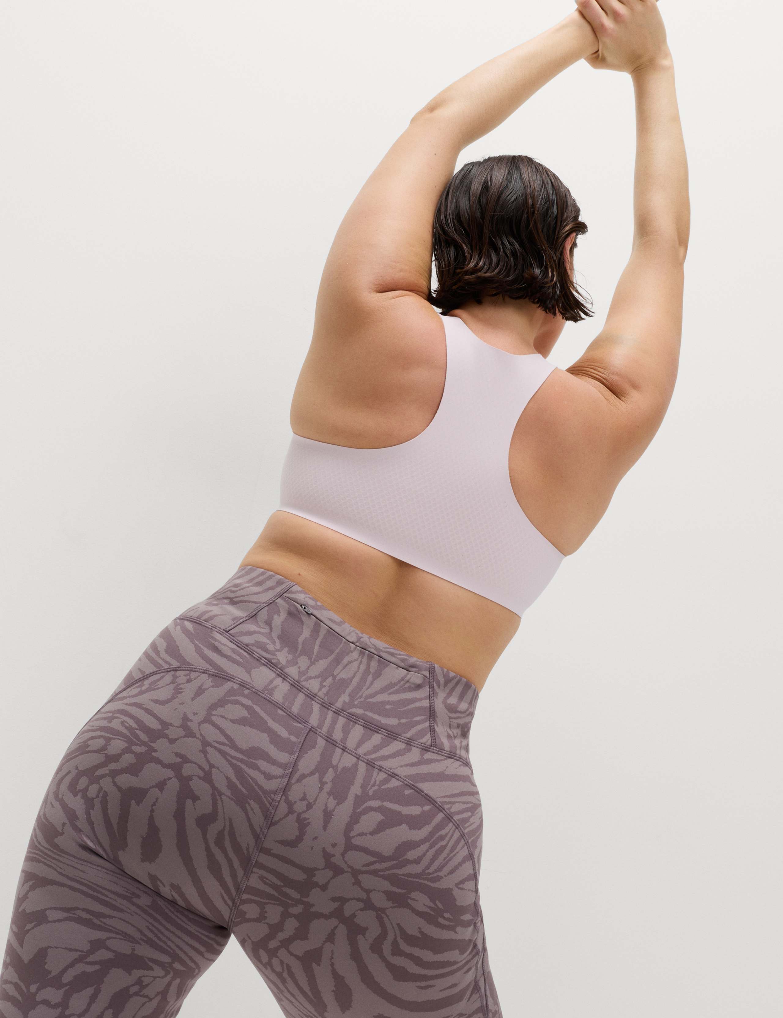 Ultimate Support Zip Up Non Wired Sports Bra (A-GG) 5 of 7