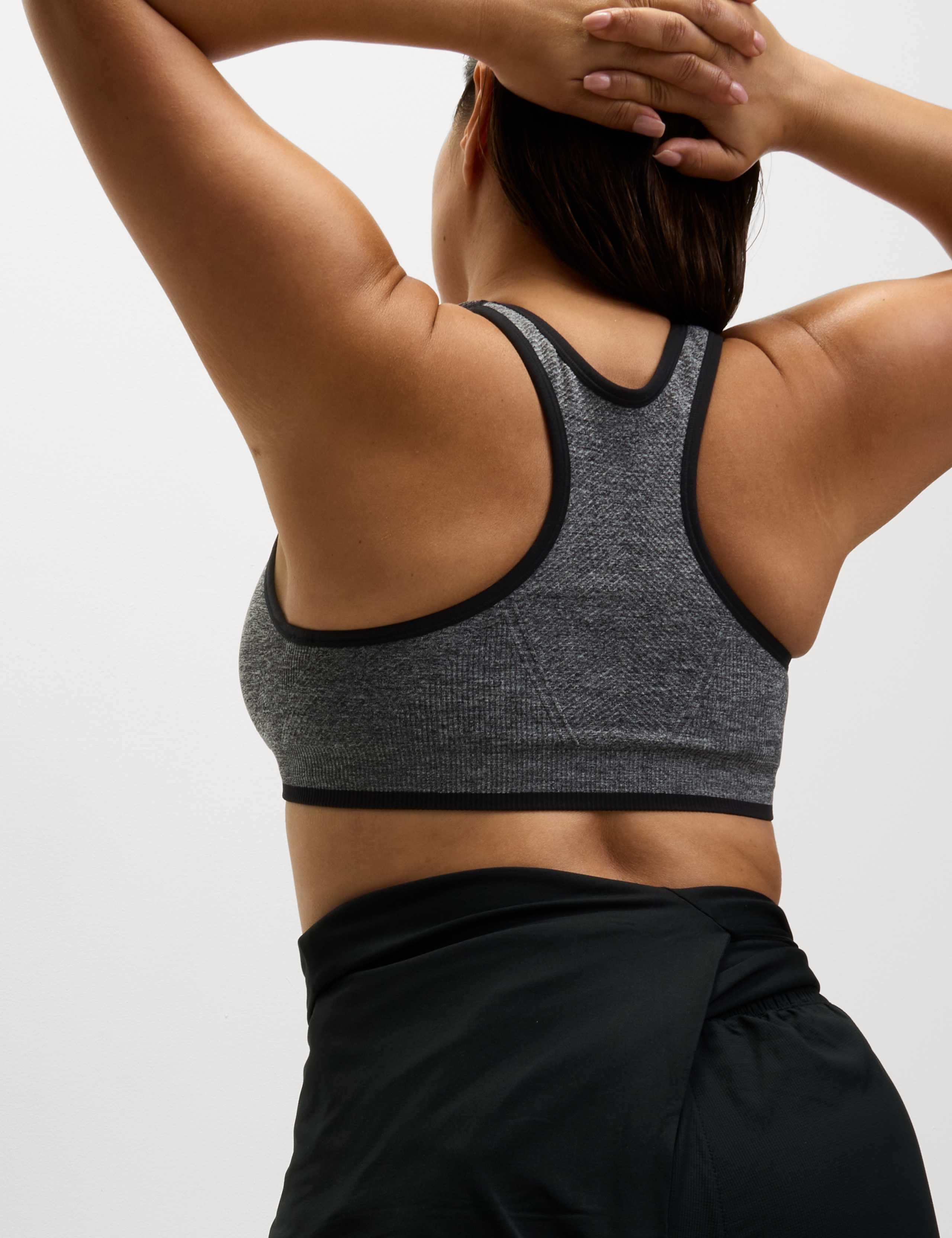 Reversible Seamless Medium Support Sports Bra 4 of 6