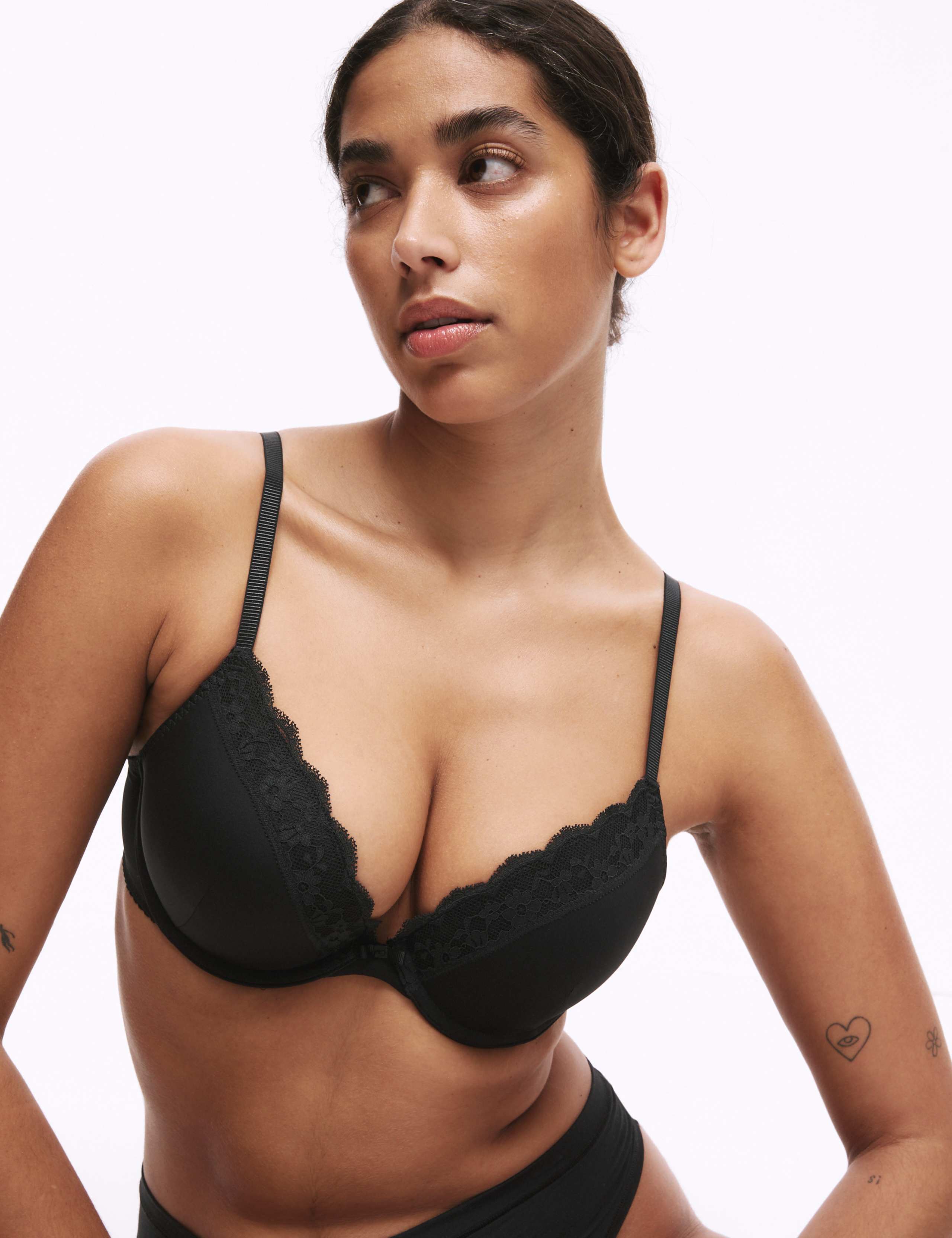 Lace Wired Push-Up Bra A-E 1 of 6