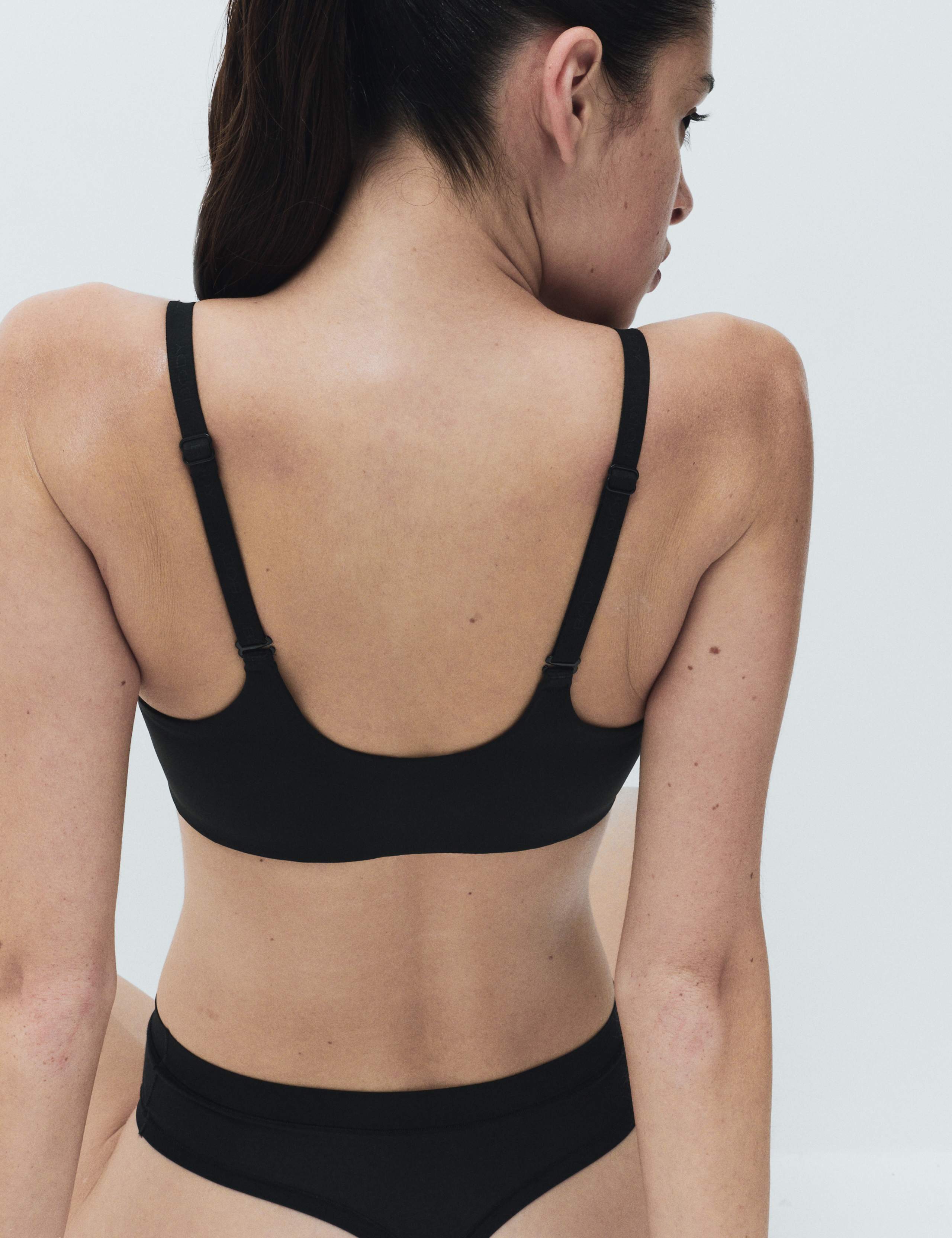Flexifit™ Non Wired Full Cup Bra A-E 5 of 7
