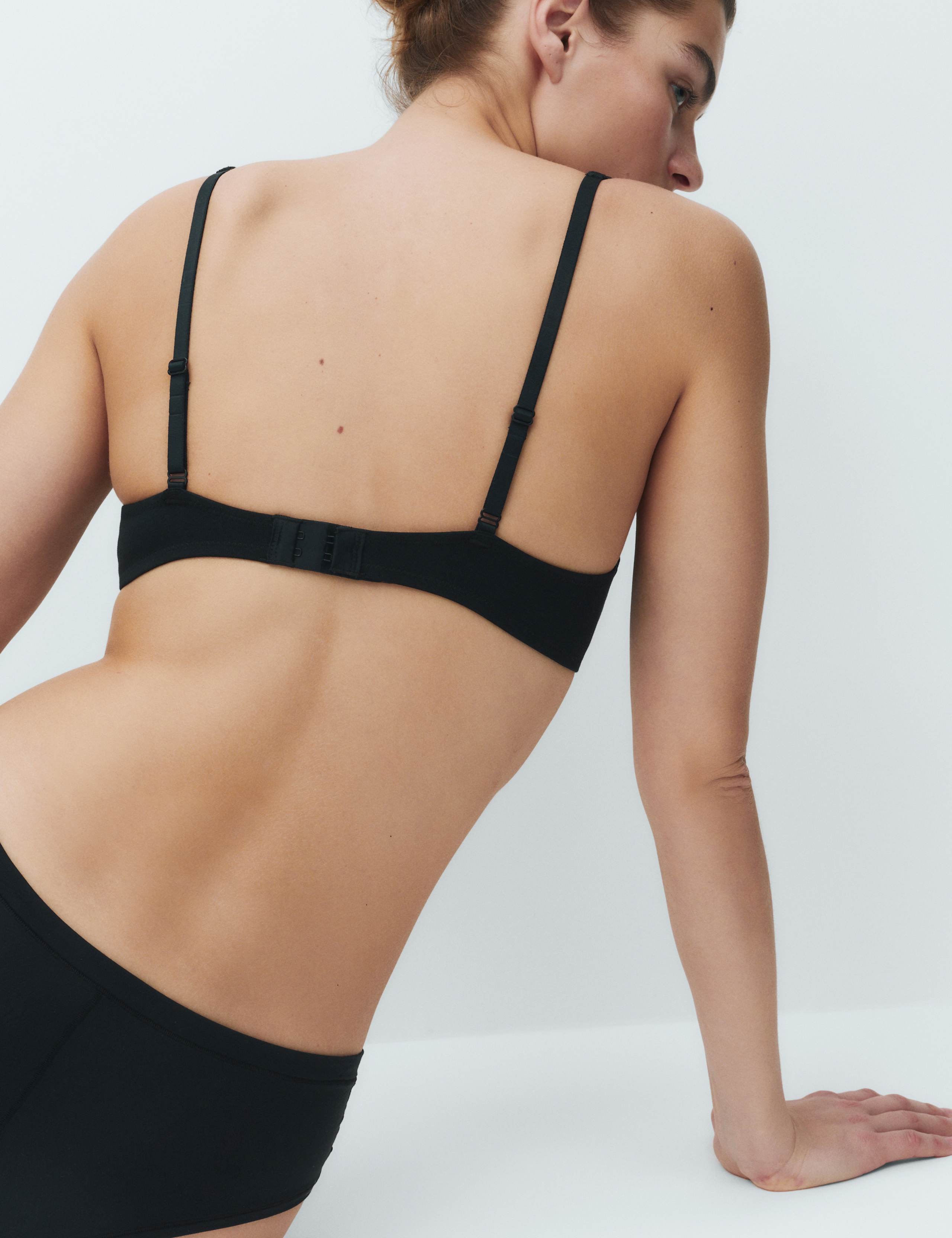 3 Pack Cotton Rich Non Wired Plunge Bras A-E 4 of 7