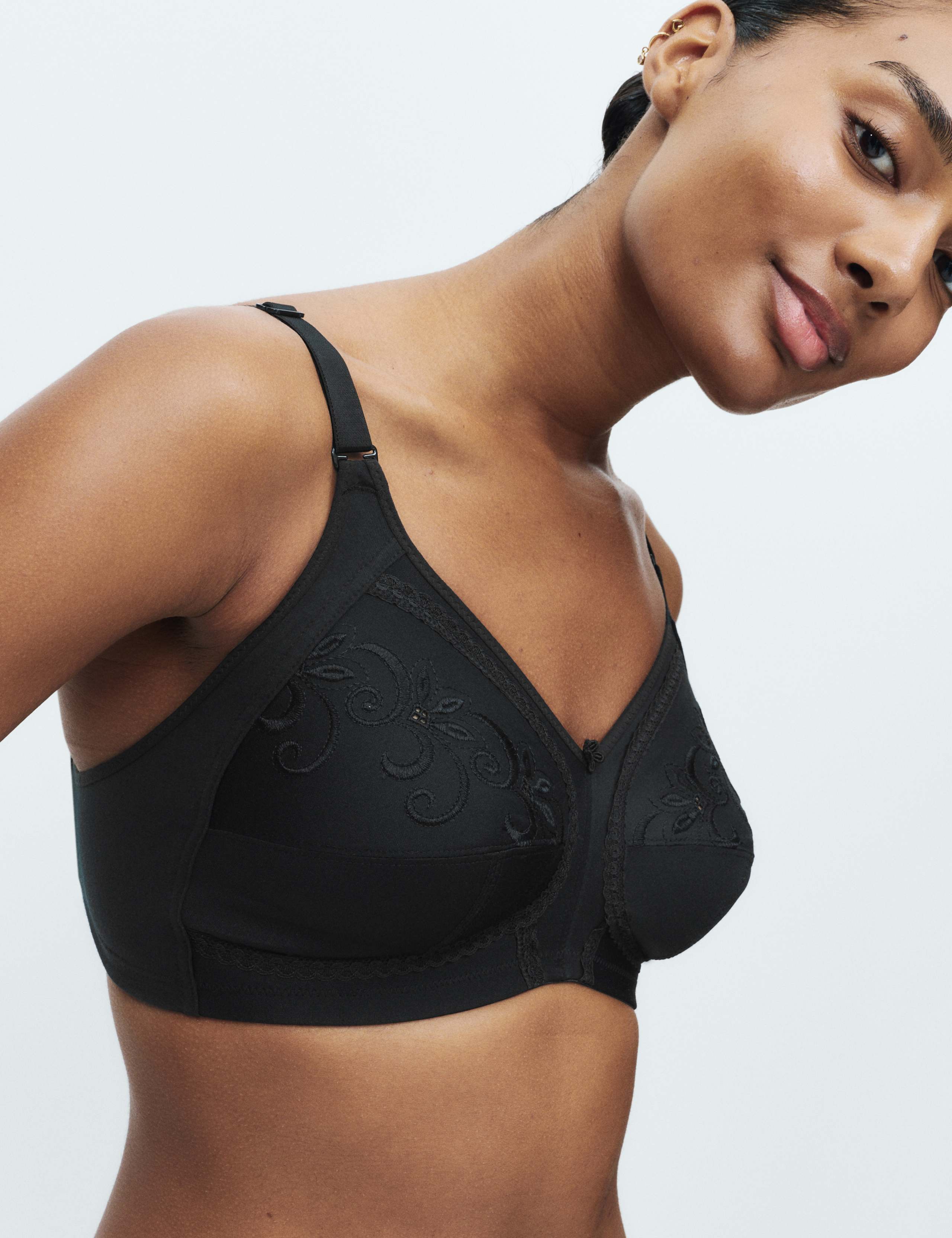 Total Support Embroidered Full Cup Bra B-G 1 of 7