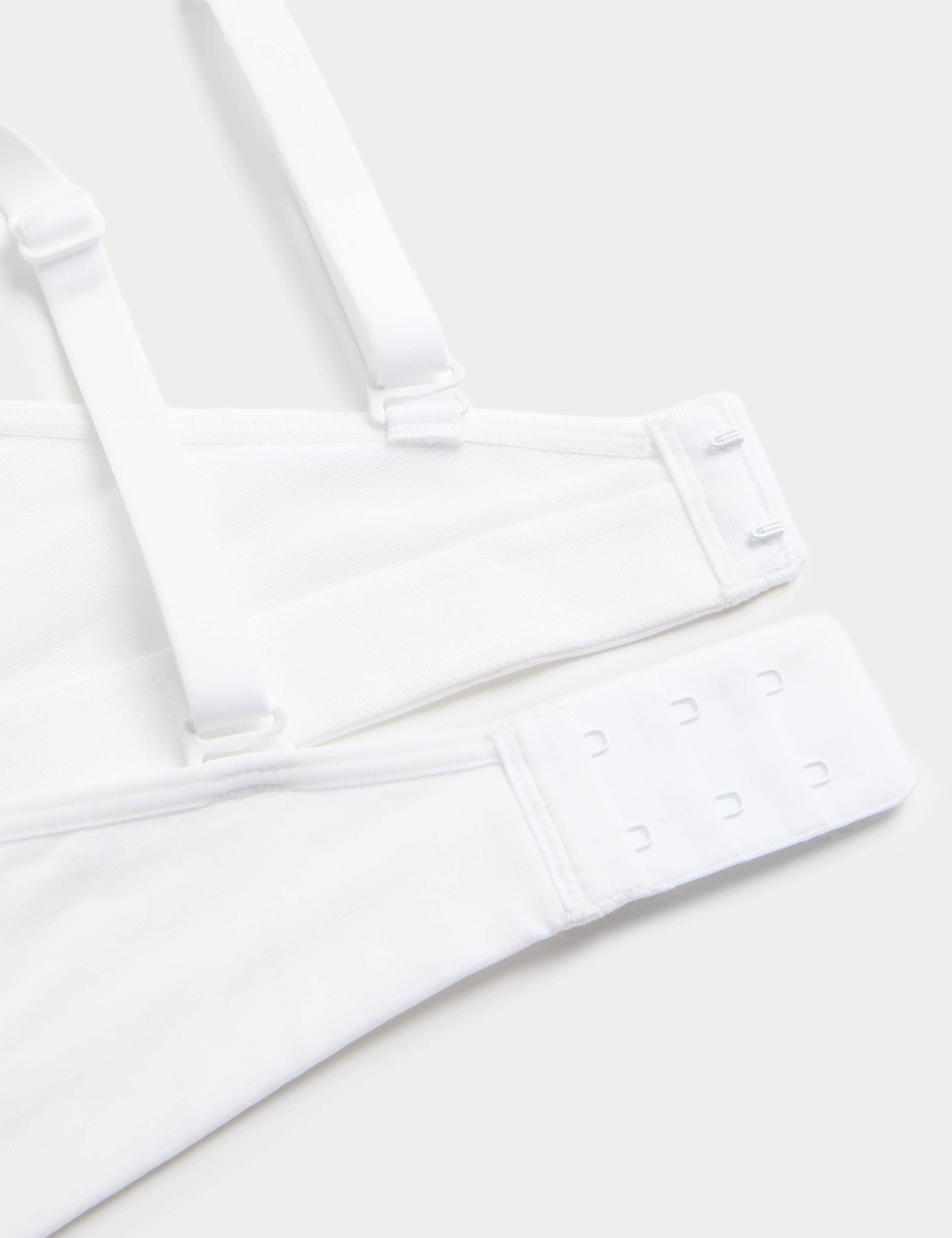 Non Wired Sports First Bra AA-D 3 of 3