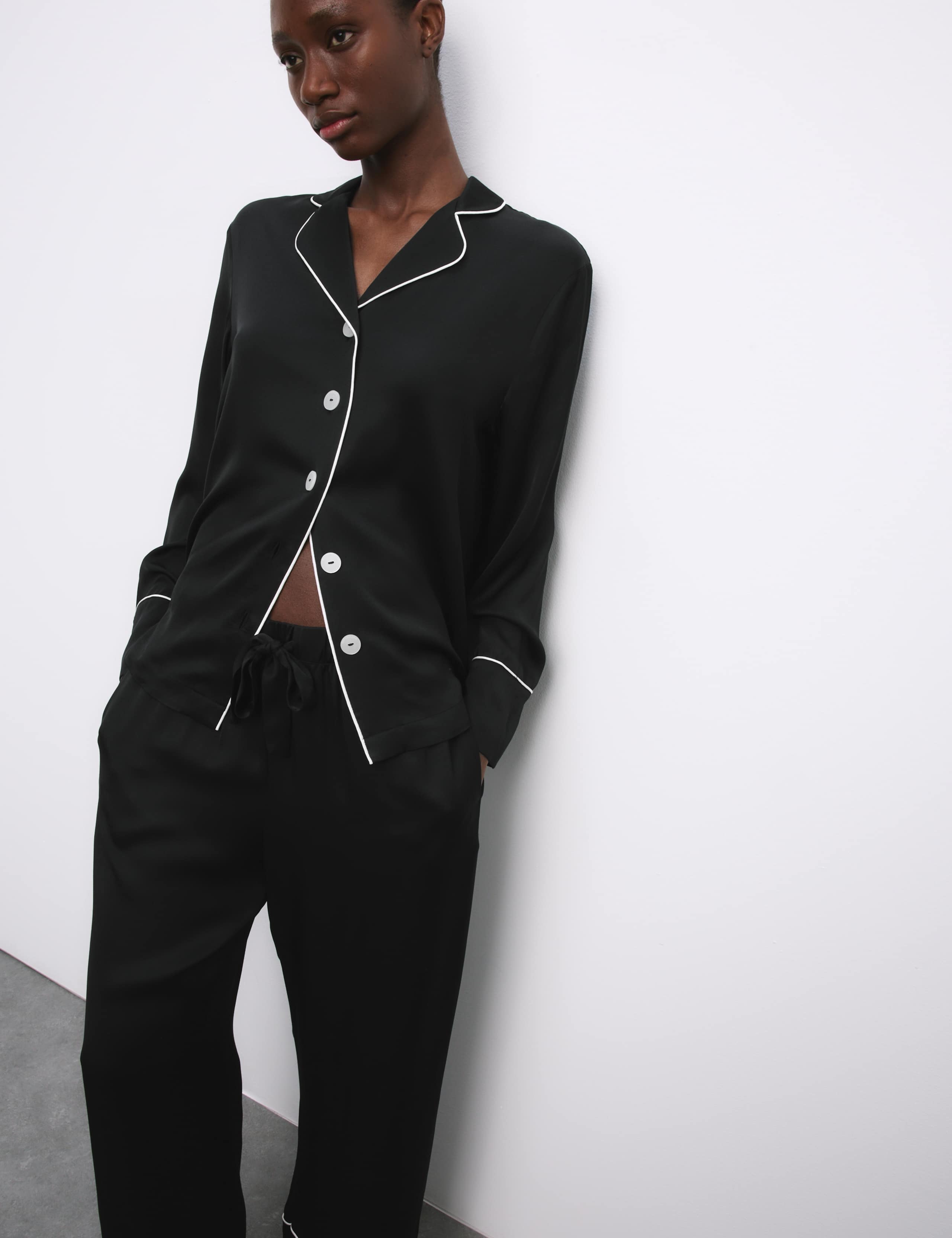 Satin Revere Pyjama Set 6 of 7