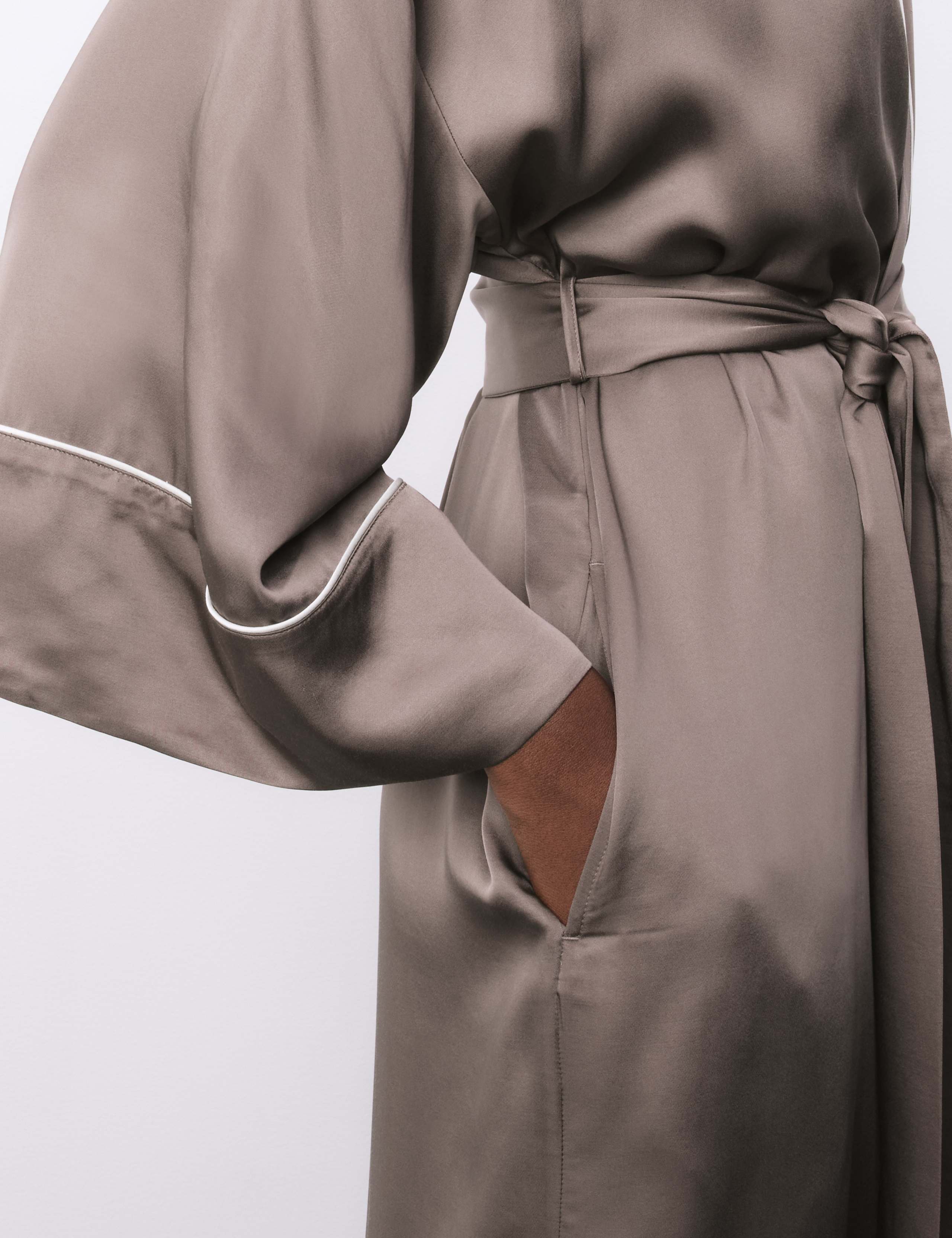 Autograph Satin Long Wrap 5 of 6