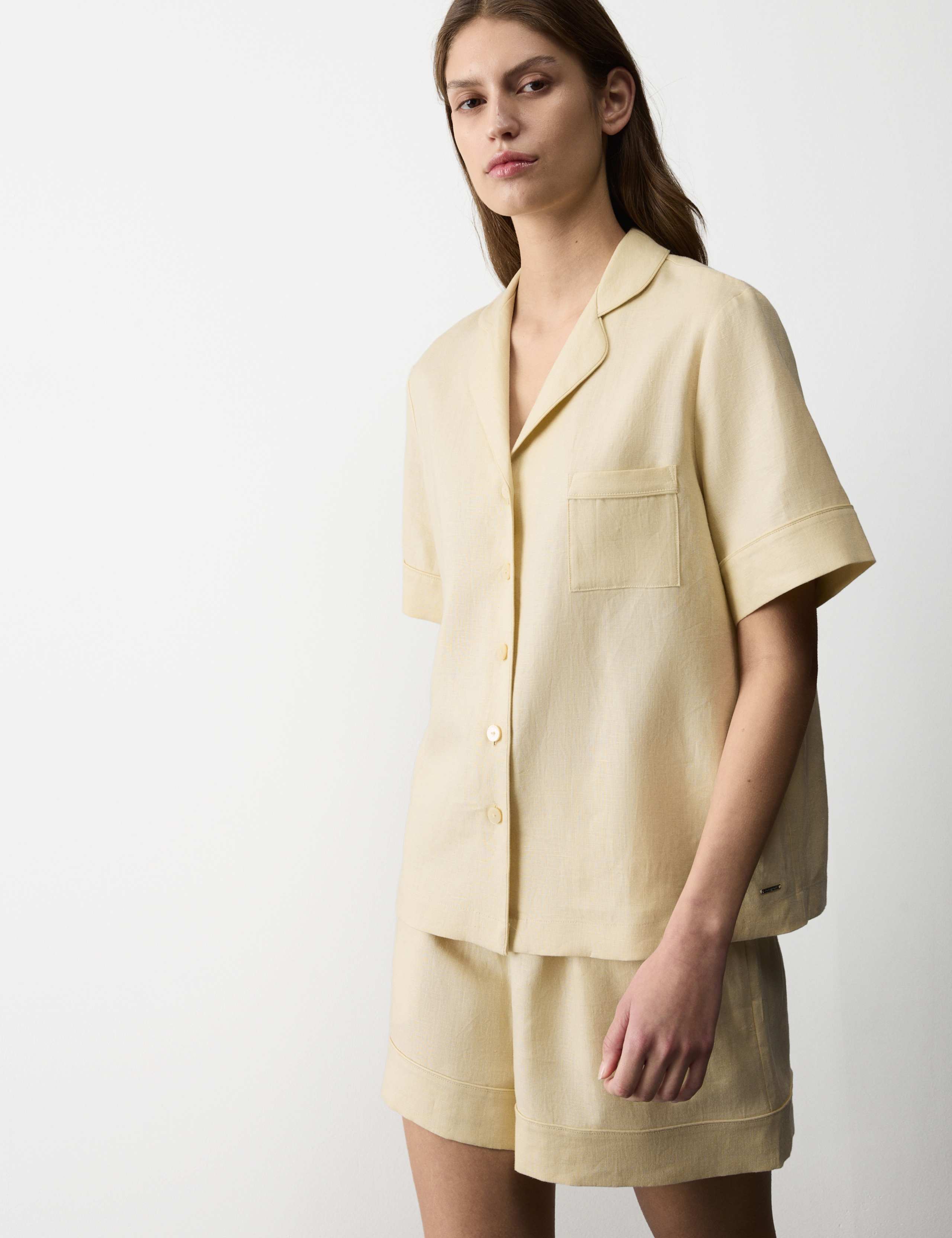 Pure Linen Revere Shortie Pyjama Set 1 of 5