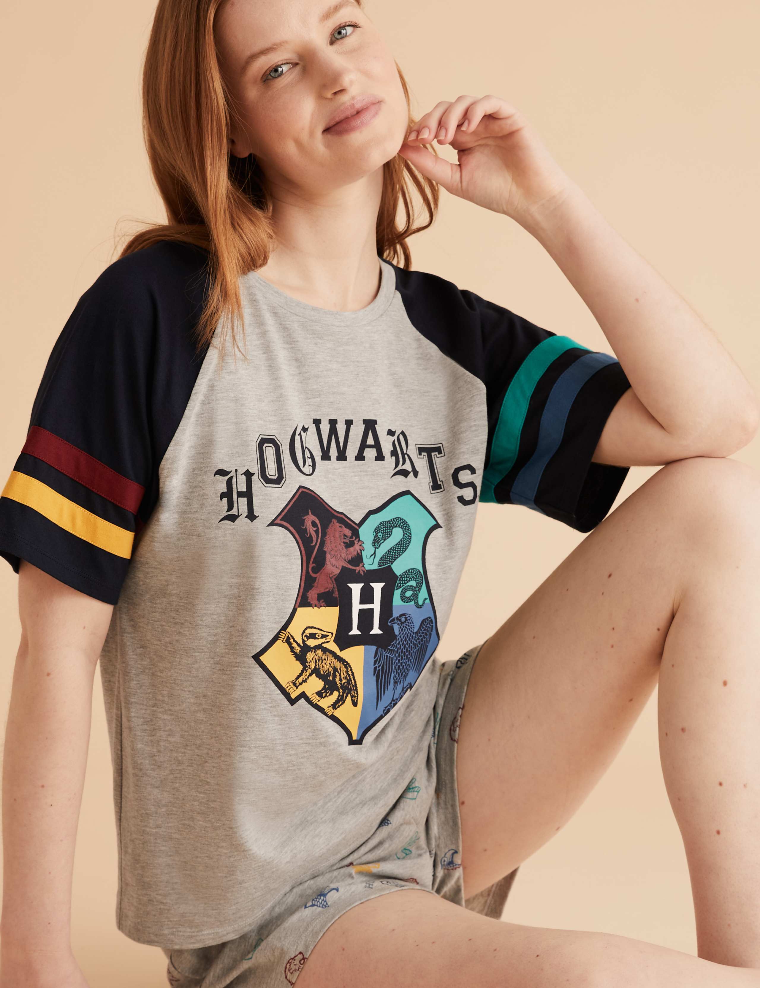 Harry Potter™ Cotton Short Pyjama Set (Adult) 3 of 6
