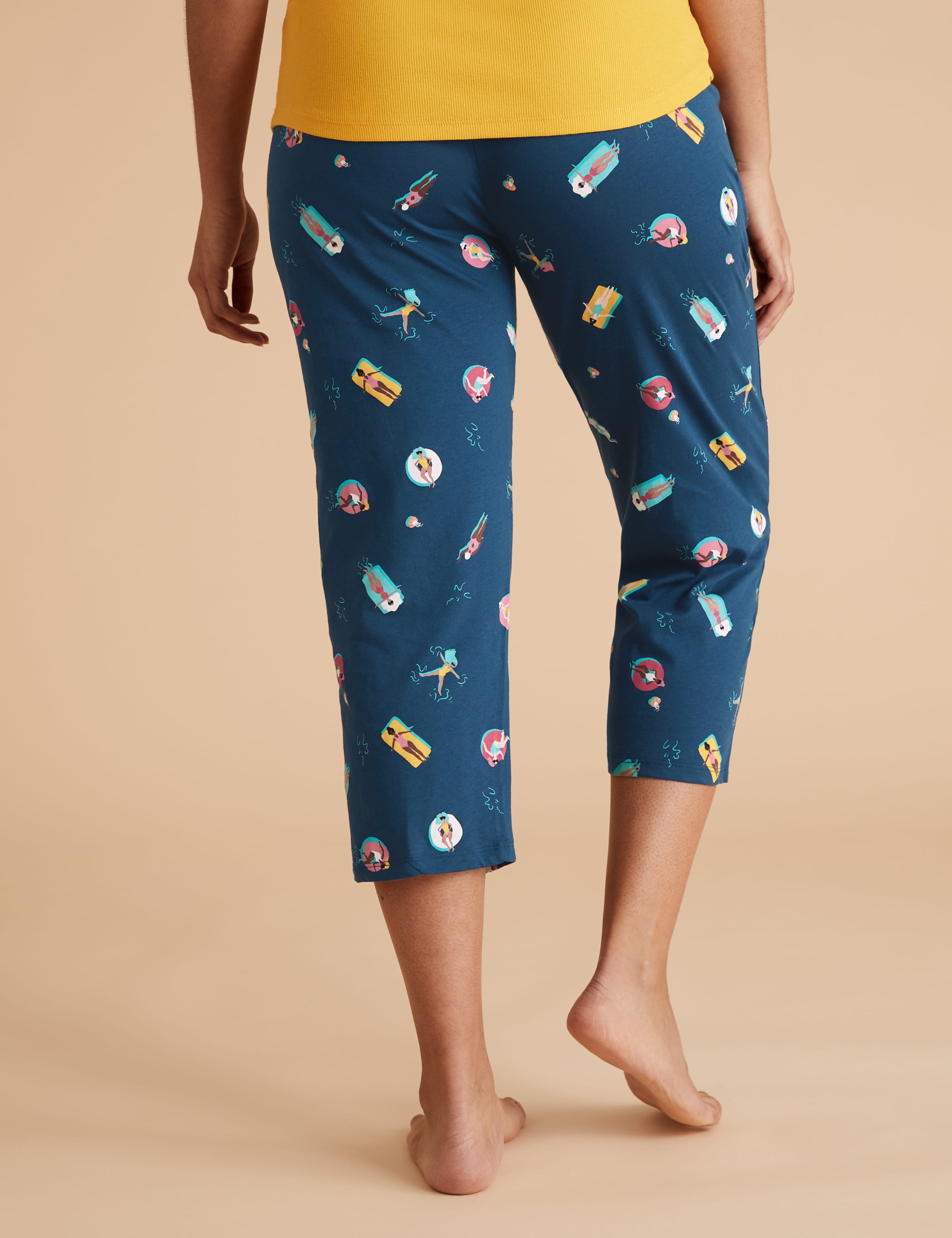 Pure Cotton Pool Print Cropped Pant 5 of 6