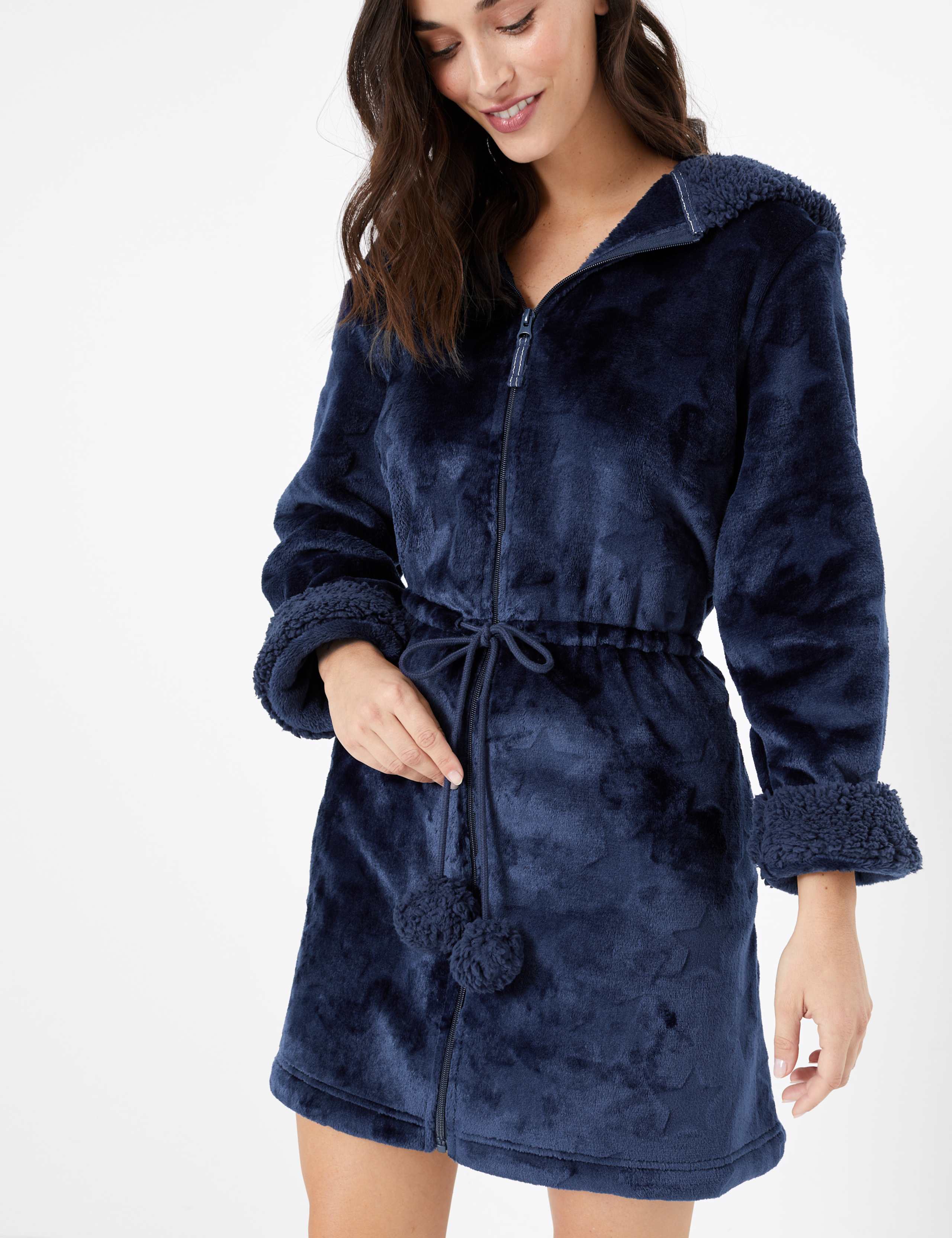 Star Short Dressing Gown 5 of 5