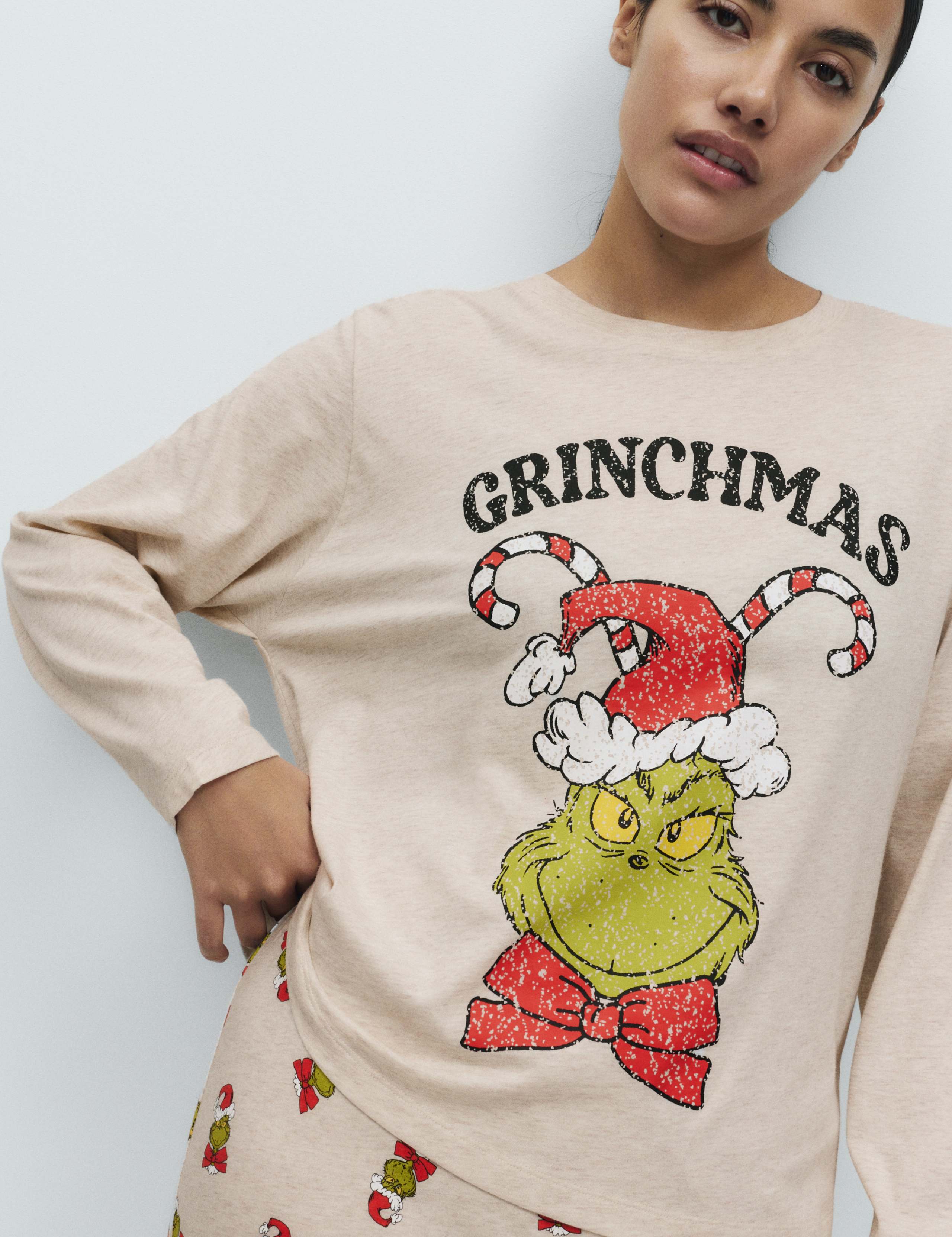 Pure Cotton Jersey Grinch™ Pyjama Set 5 of 5