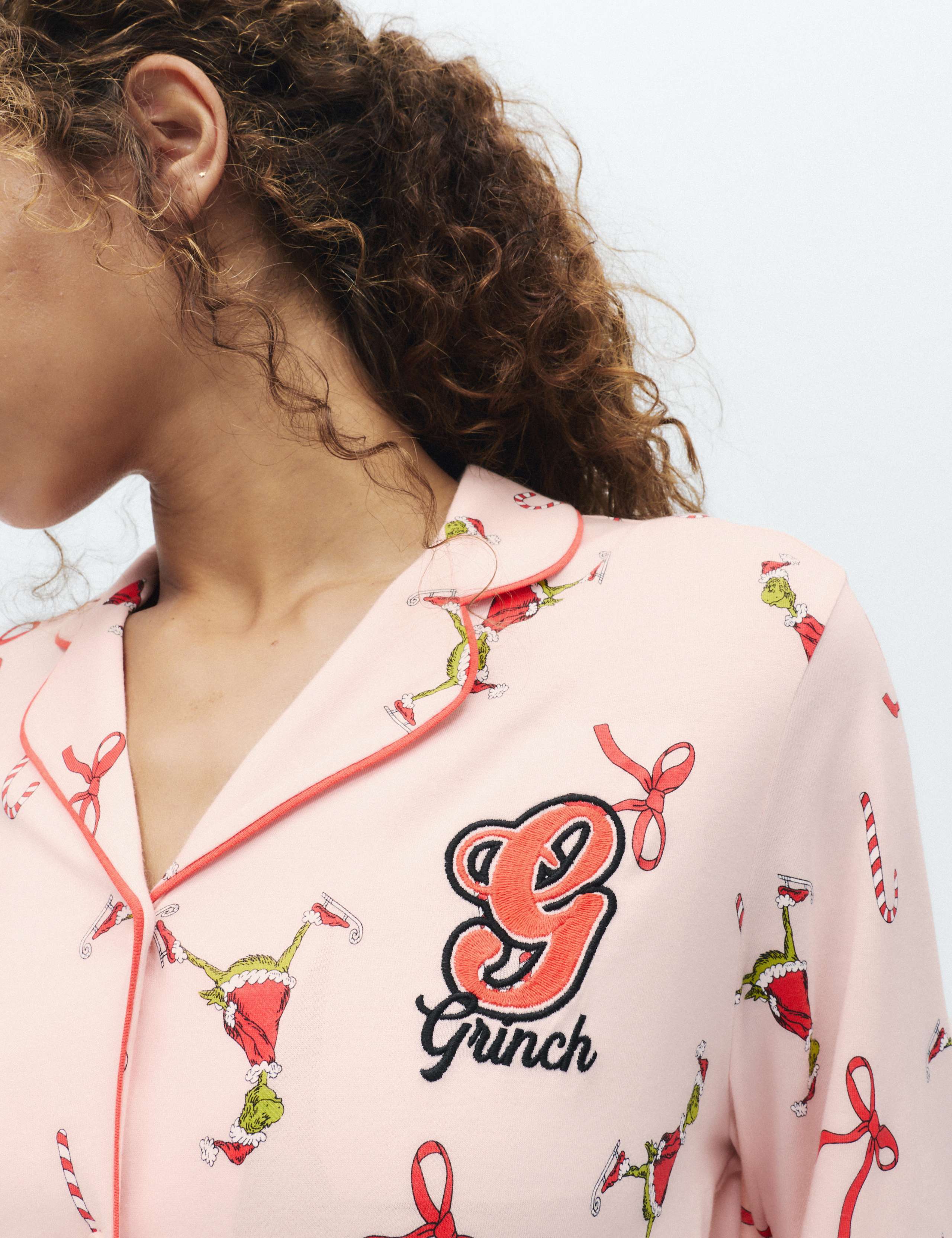The Grinch™ Christmas Cool Comfort™ Pyjama Set 3 of 6