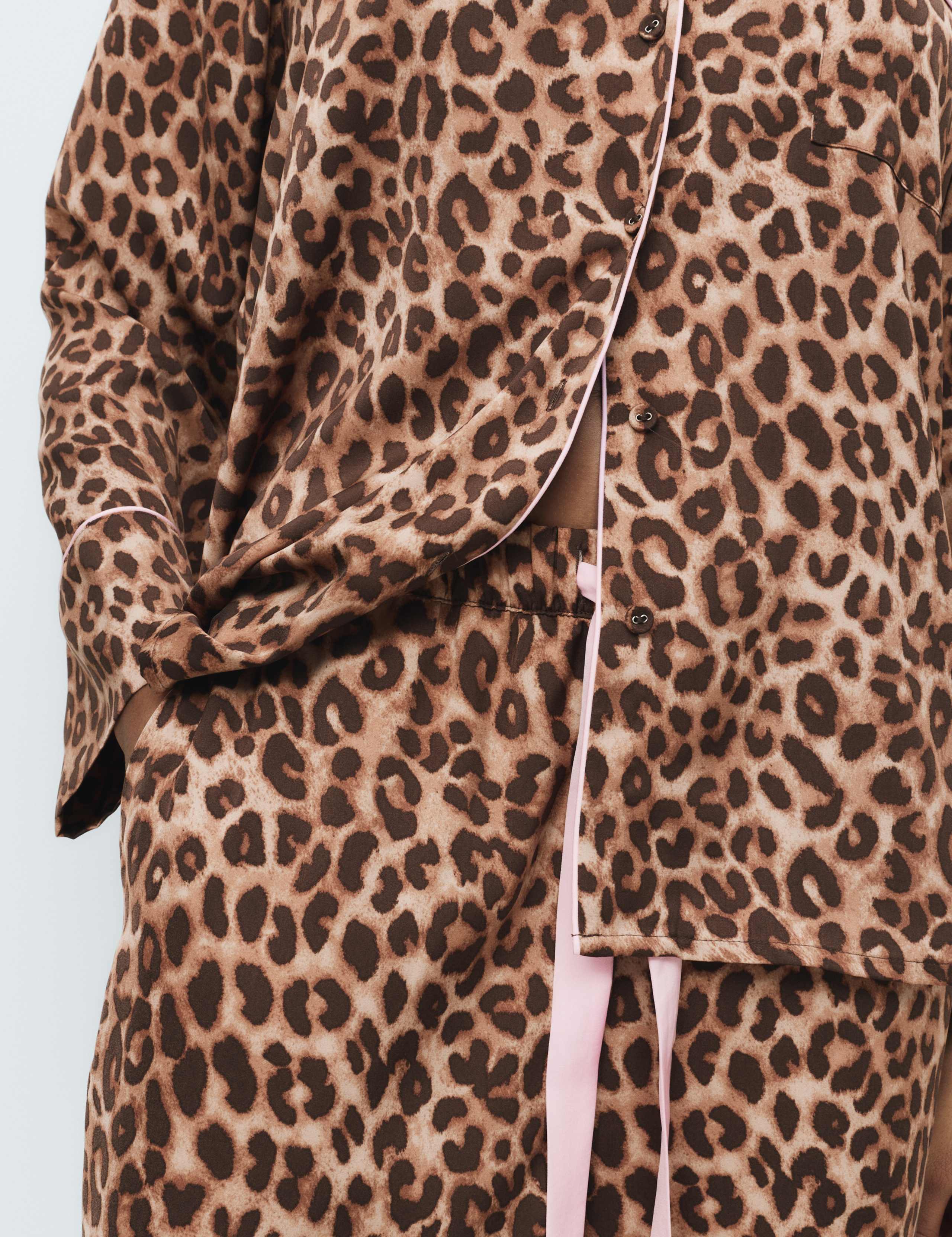 Dream Satin™ Animal Print Revere Pyjama Set 3 of 6