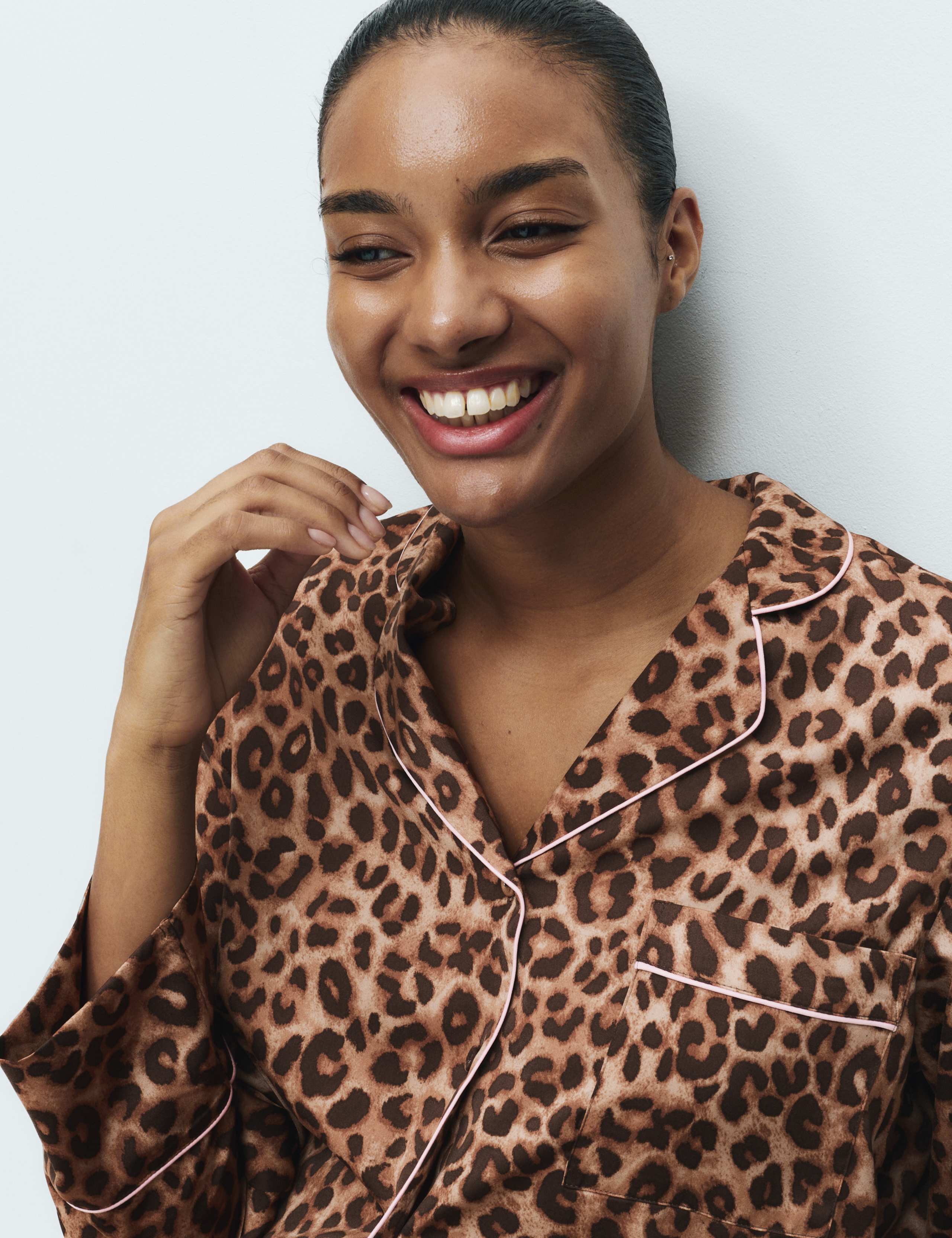 Dream Satin™ Animal Print Revere Pyjama Set 5 of 6