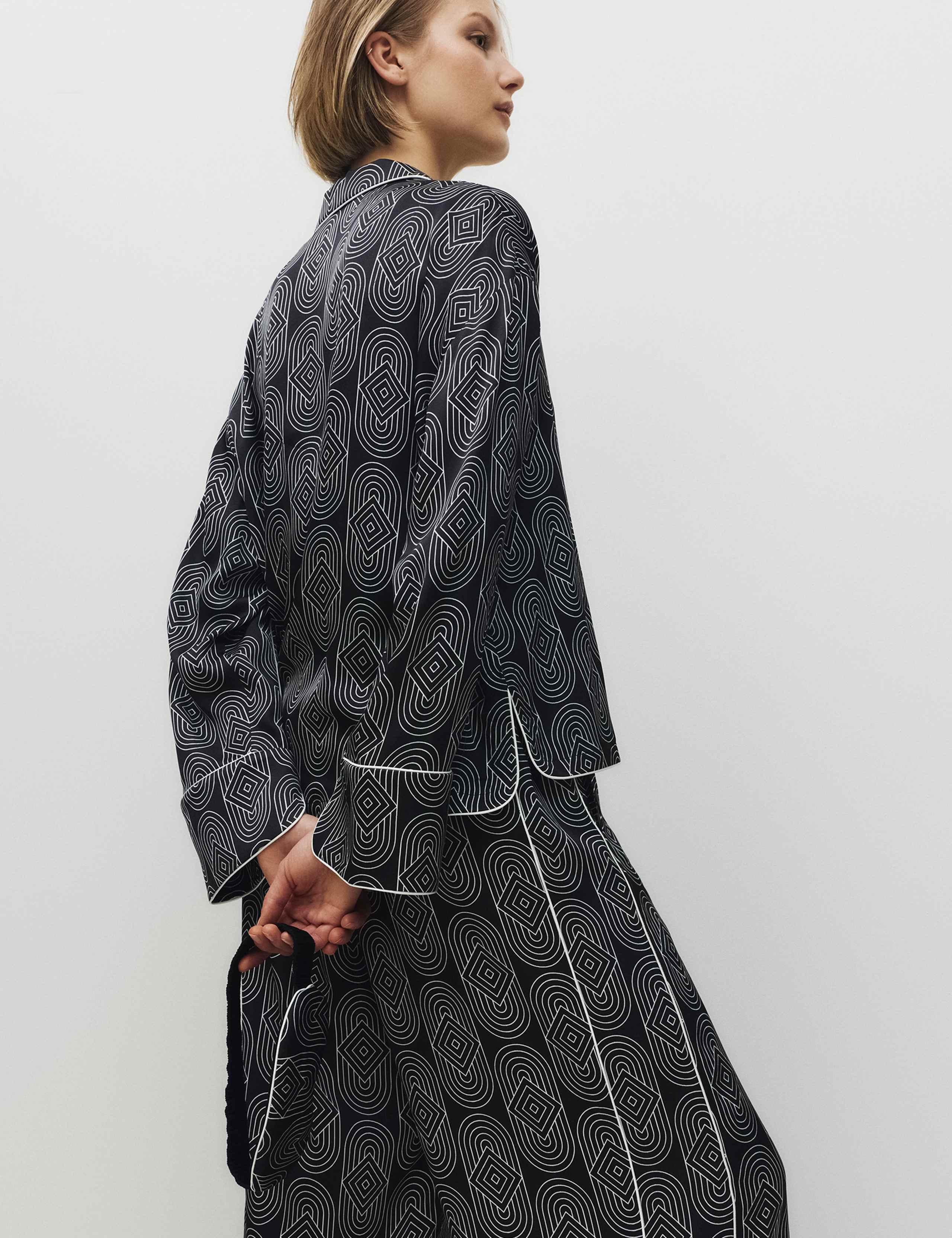 Premium Satin Geometric Revere Pyjama Set 4 of 6